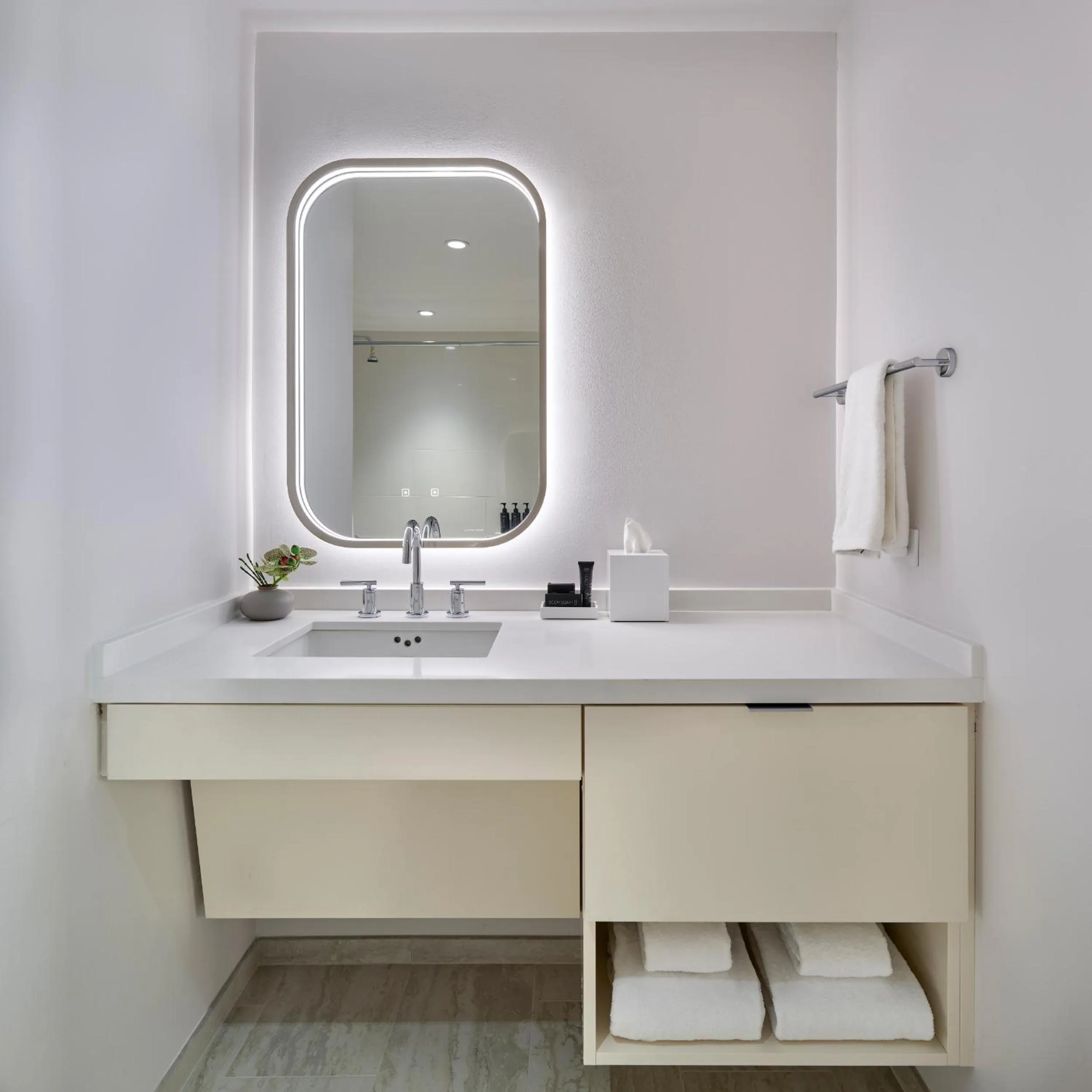 Bathroom in Hotel AKA Washington Circle