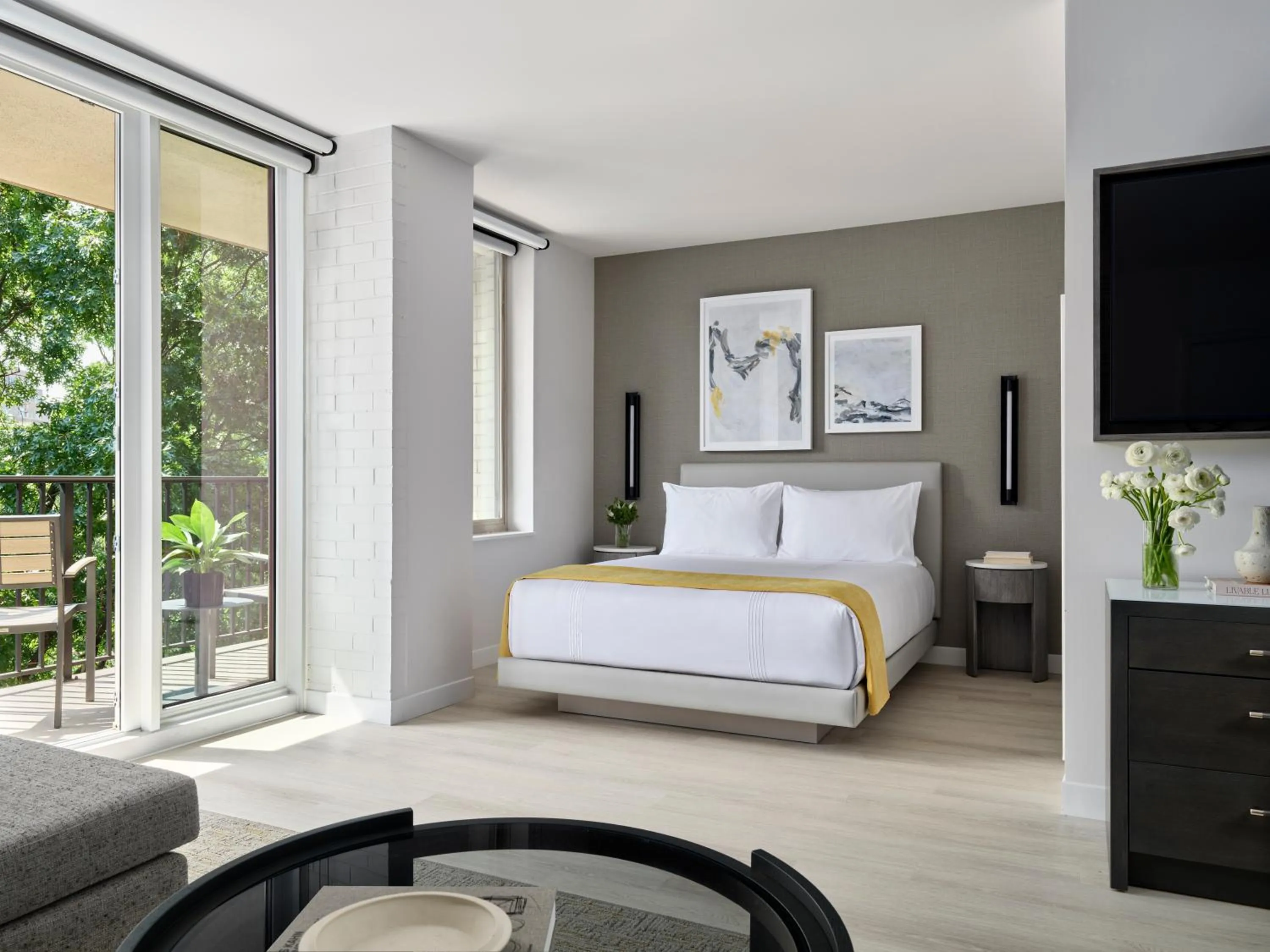 Bed in Hotel AKA Washington Circle