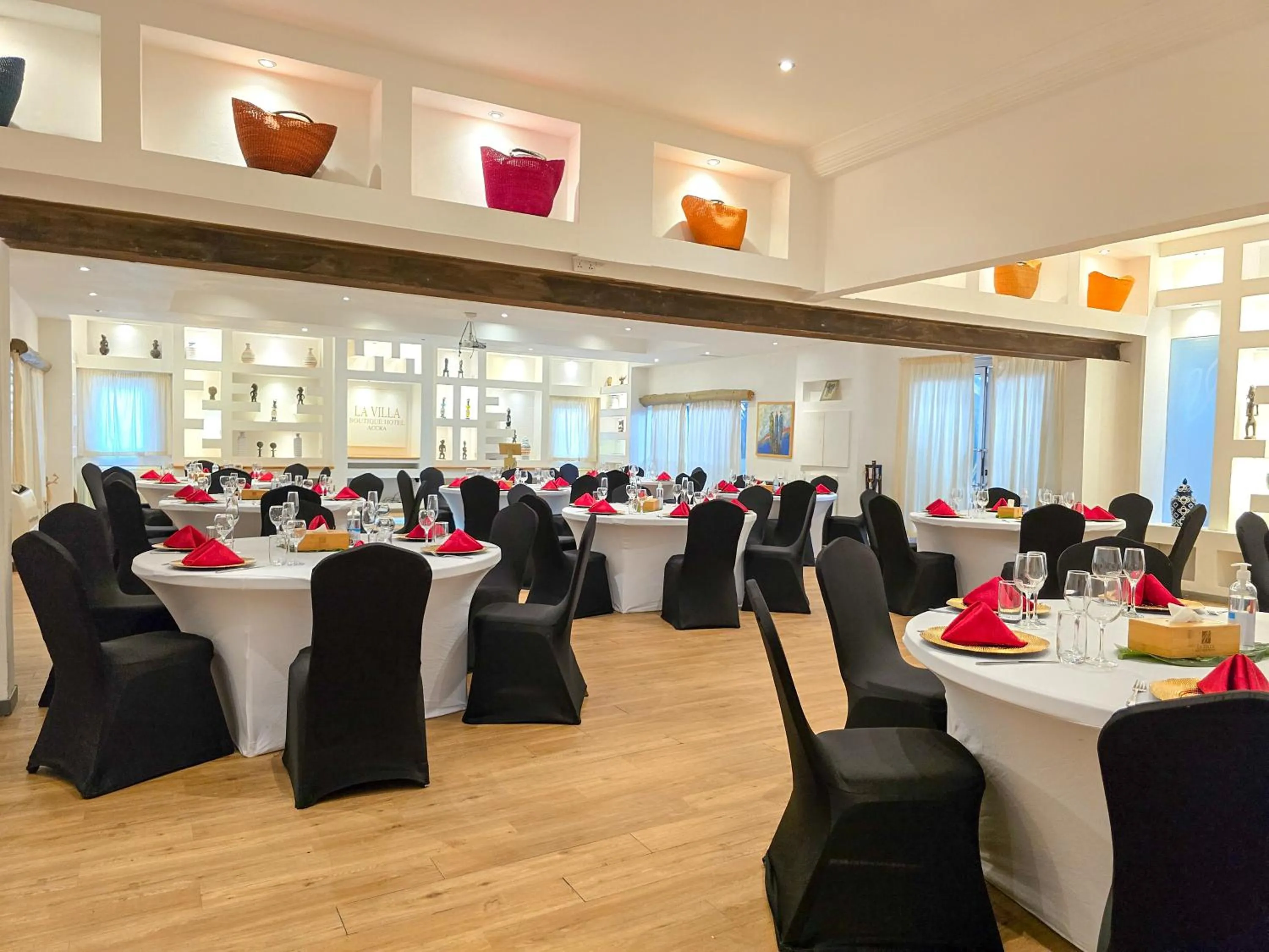 Food and drinks in La Villa Boutique Hotel