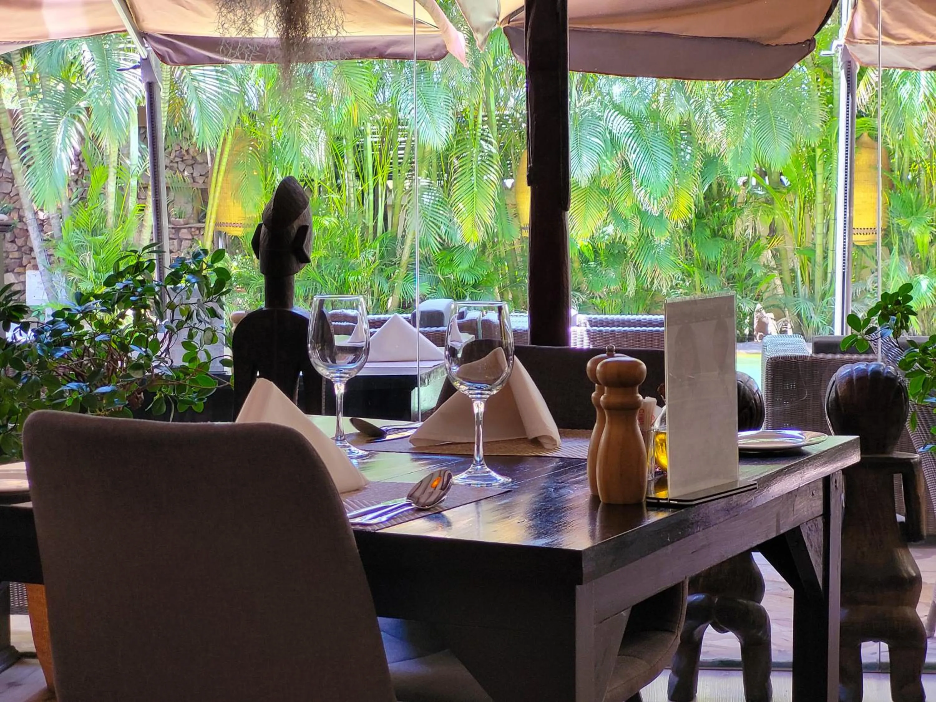 Restaurant/places to eat in La Villa Boutique Hotel
