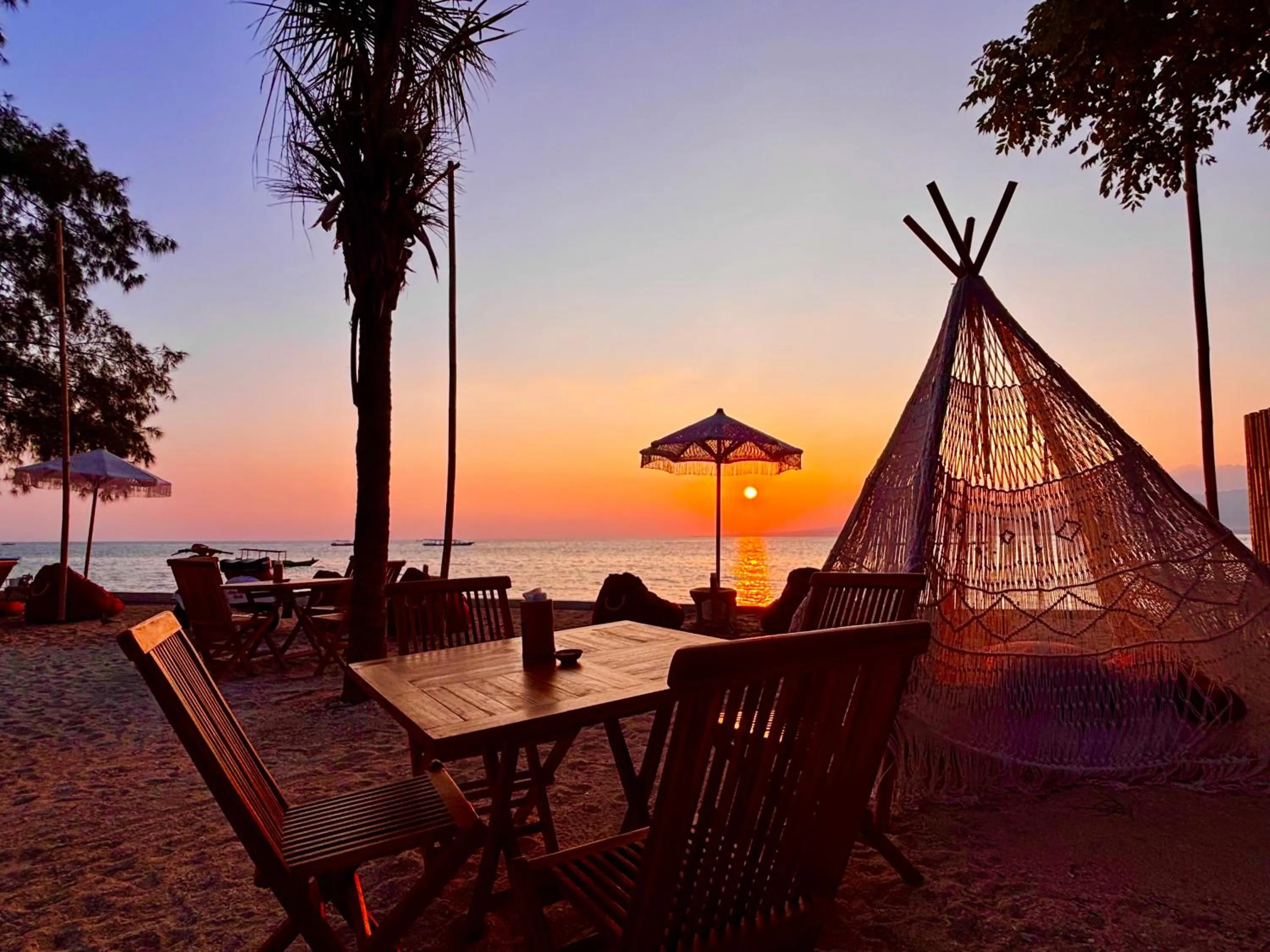 Beach in Alibaba Bungalows