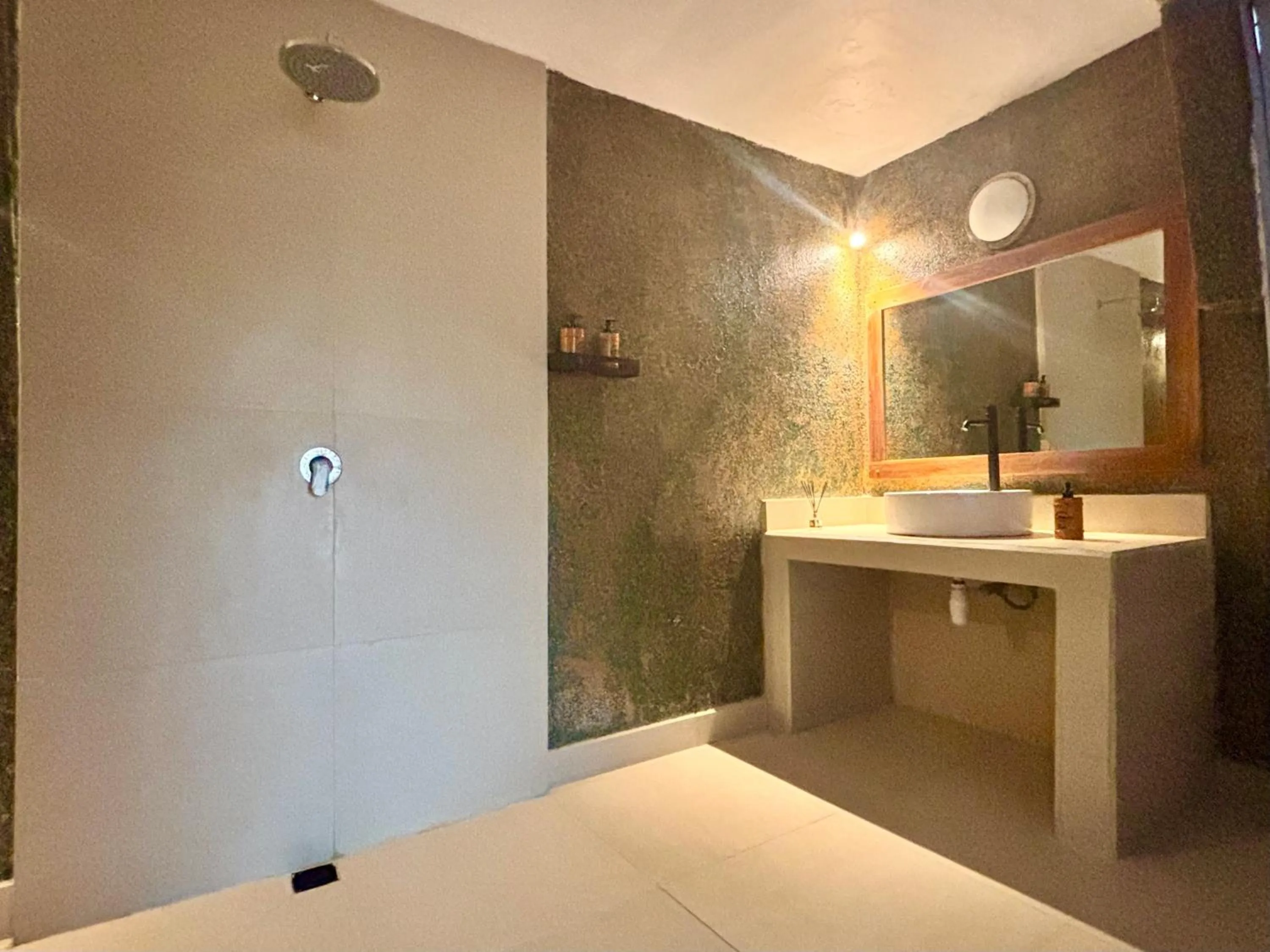 Toilet, Bed in Alibaba Bungalows