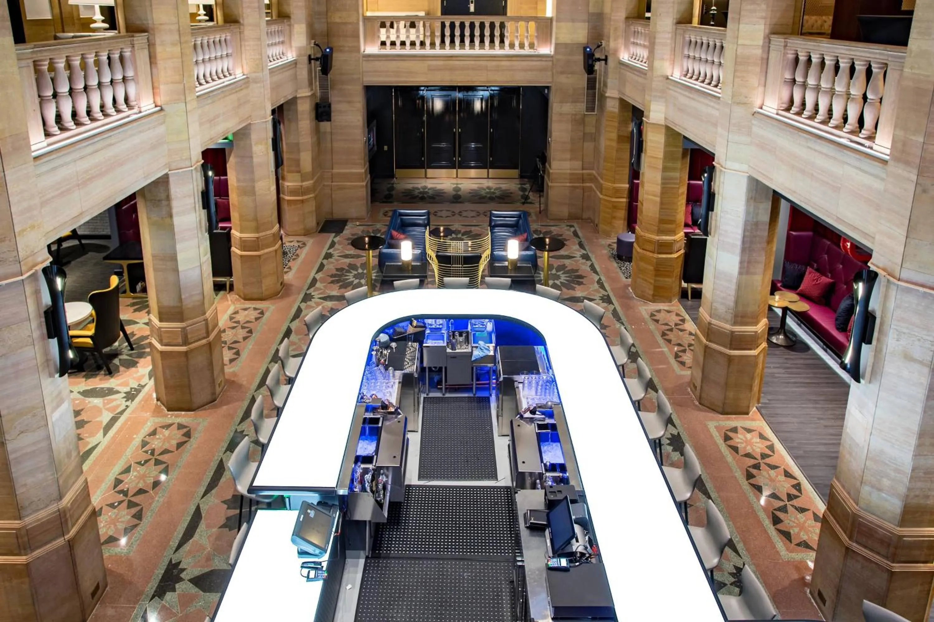 Living room in THE MIDLAND HOTEL, Chicago, a Tribute Portfolio Hotel