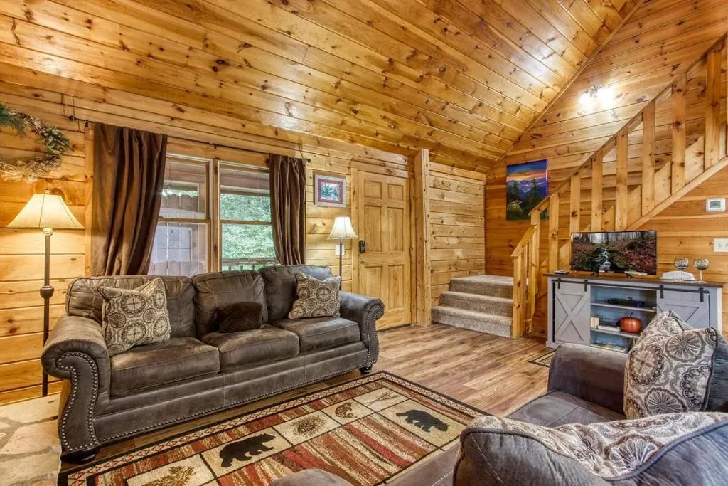 Sugar Bear Lodge, Hot Tub, WIFI, 560 FREE tickets each paid day