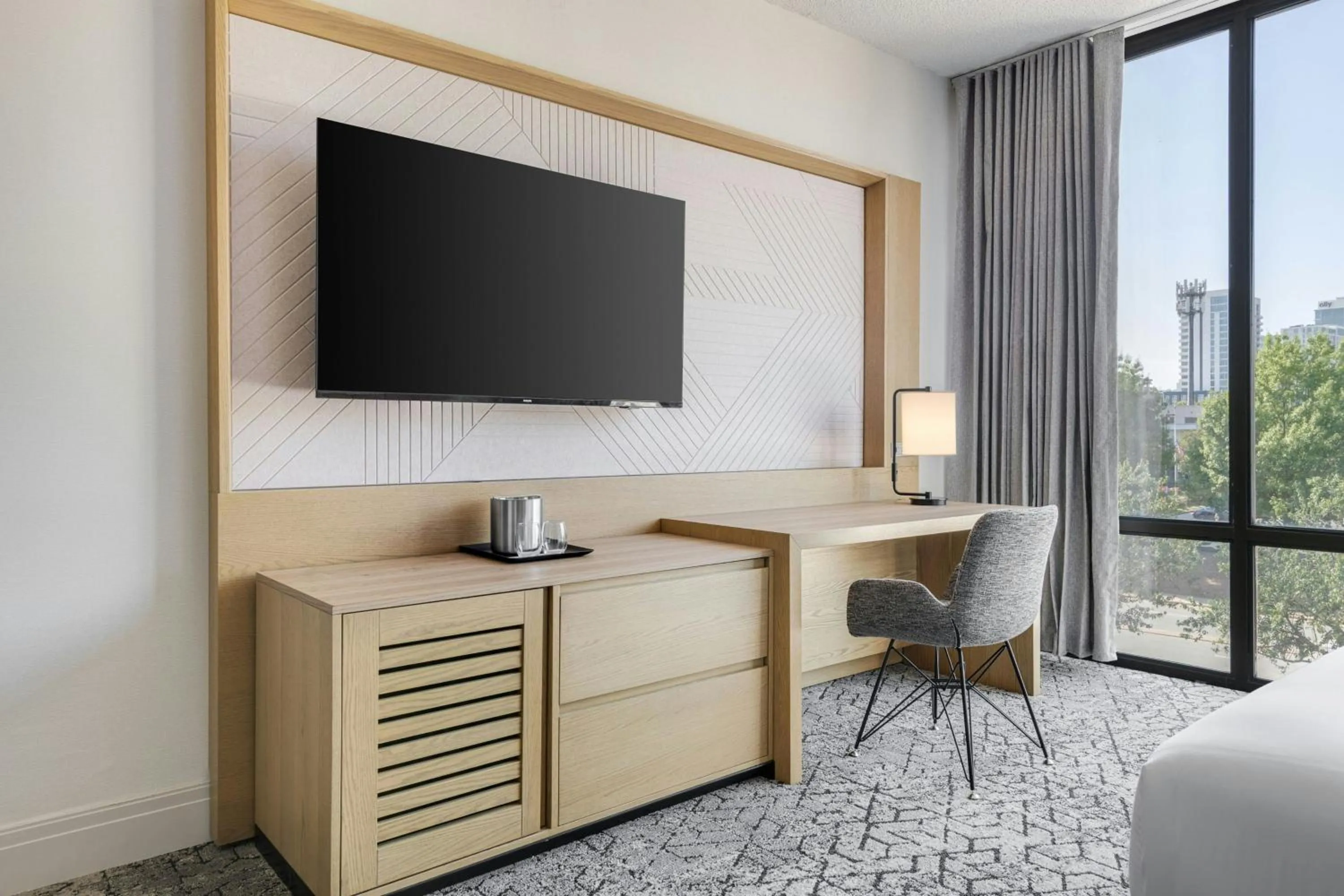 Photo of the whole room in Sheraton Charlotte Hotel