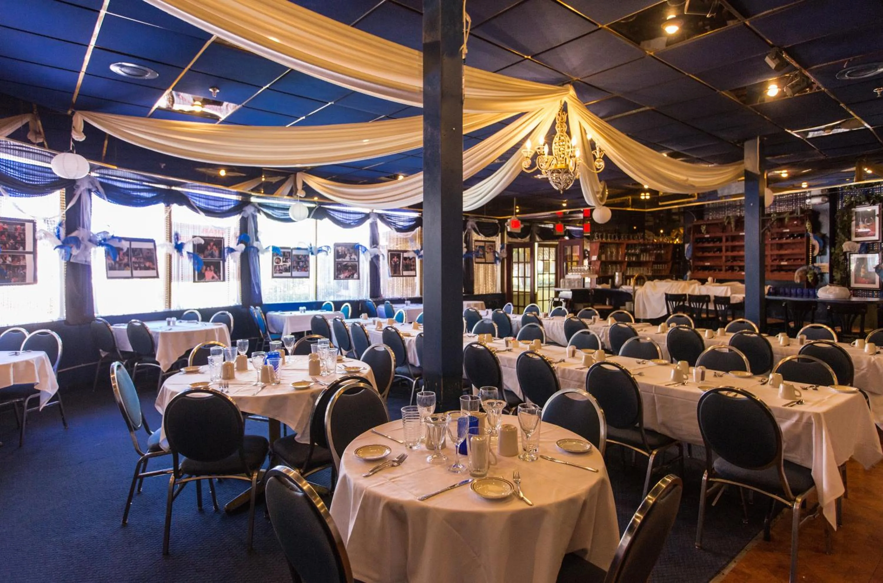 Banquet/Function facilities, Restaurant/Places to Eat in Thunderbird Beach Hotel