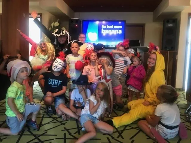 children in Srebrne Tarasy