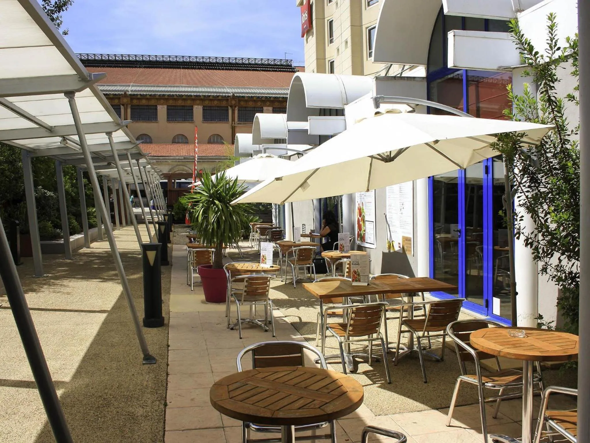 Lounge or bar in ibis Marseille Centre Gare Saint Charles