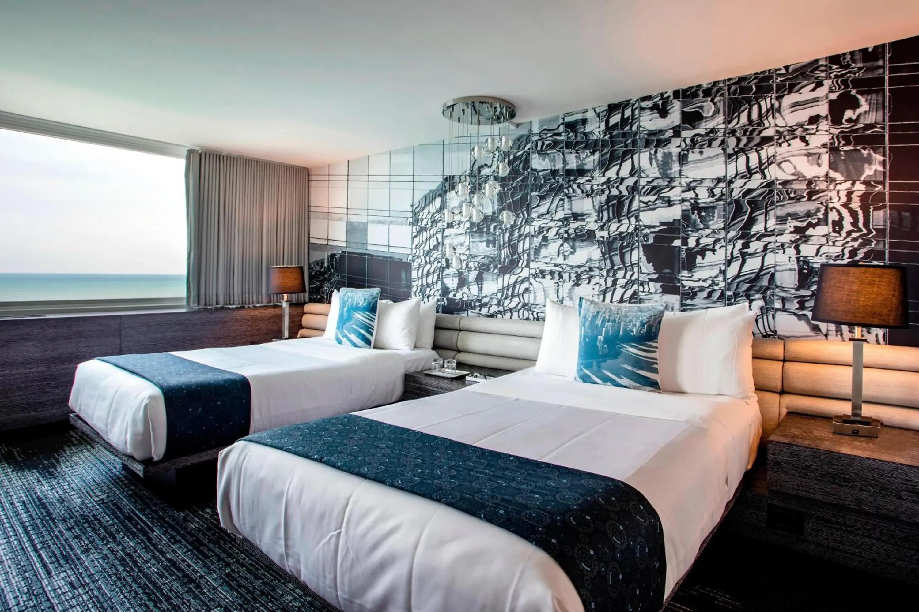 Double Room with Two Double Beds and Lake View - High Floor in The Wade Double Room with Two Double Beds and Lake View - High Floor in The Wade