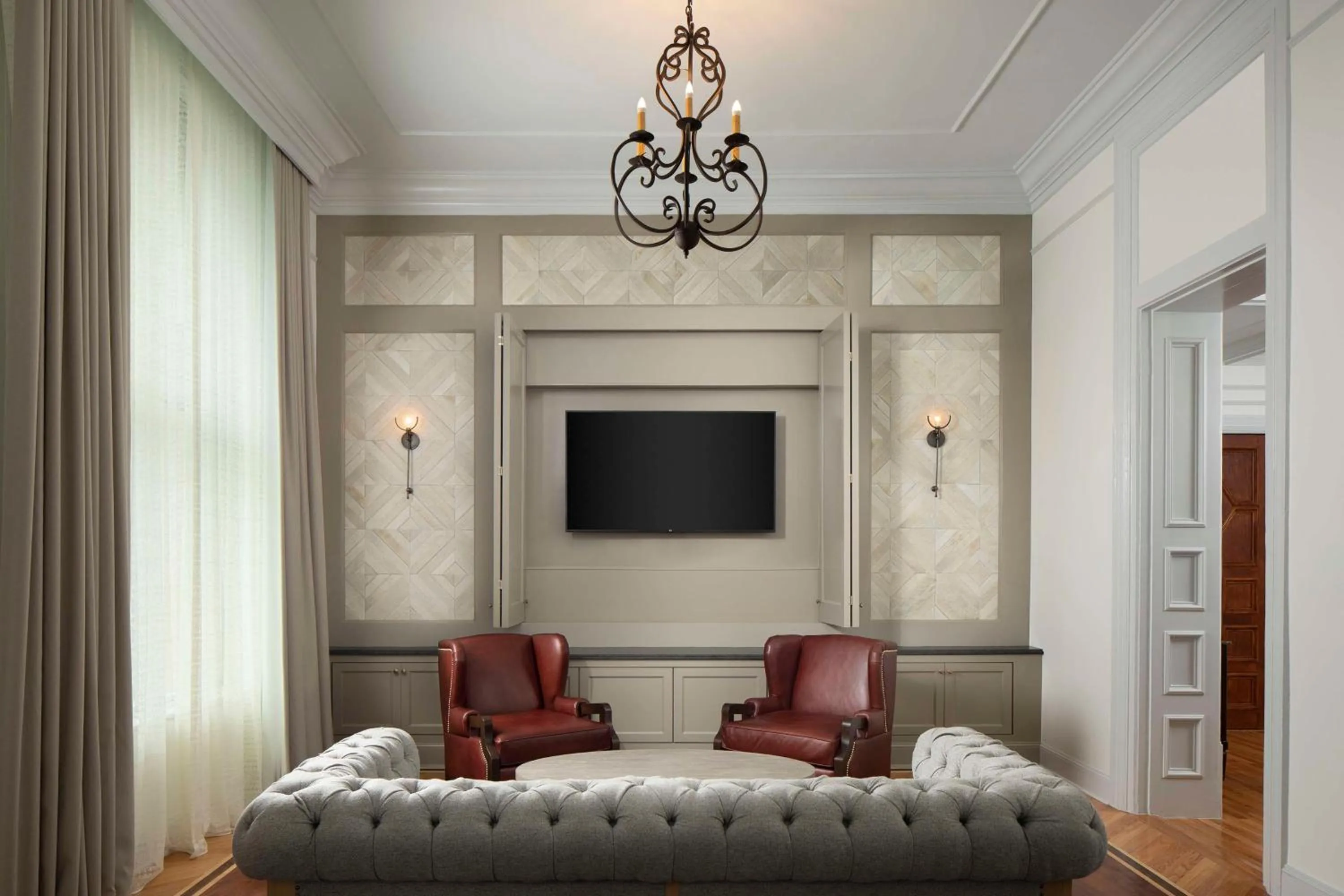 Photo of the whole room in The Driskill