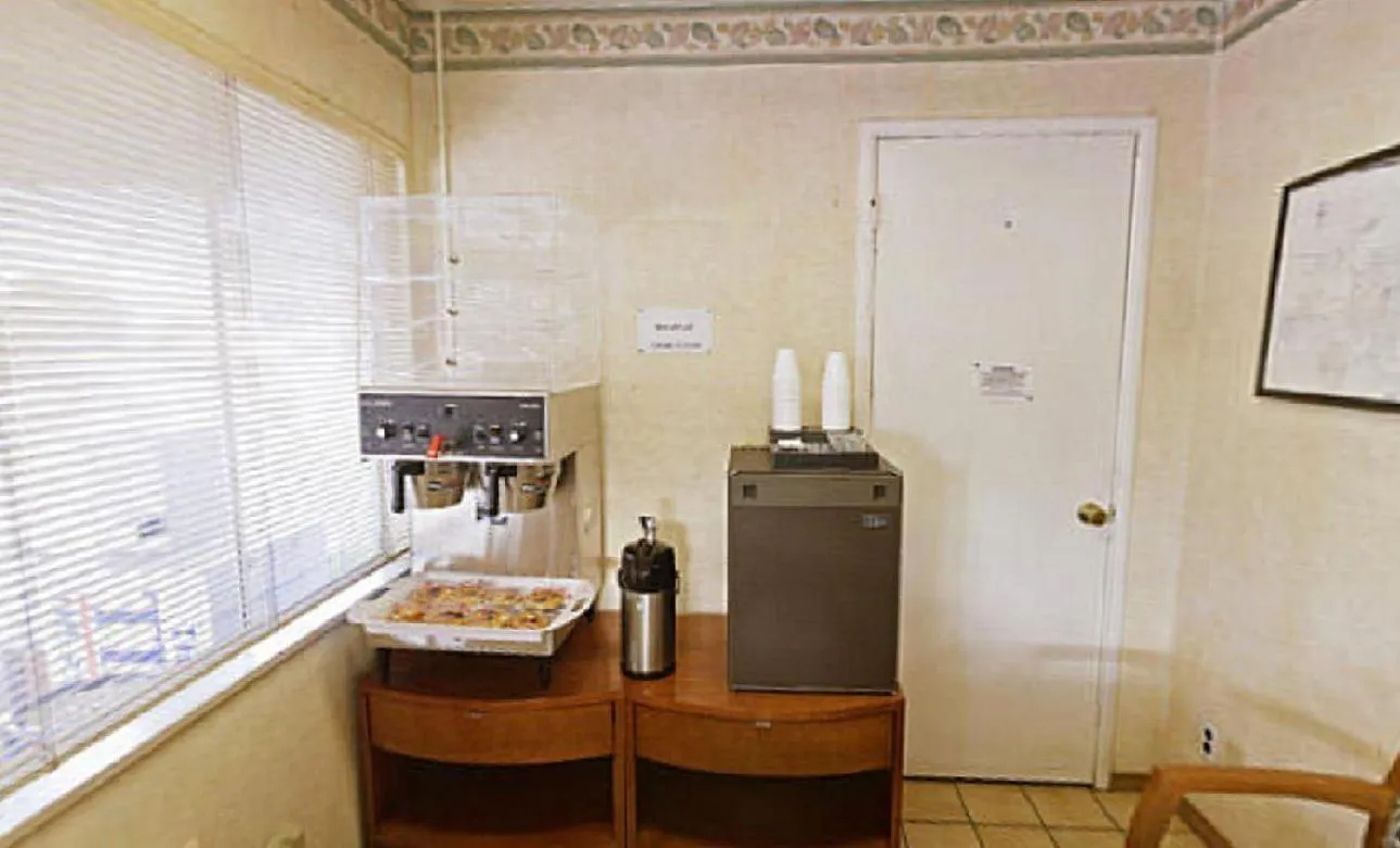 Lobby or reception in Americas Best Value Inn - Livermore