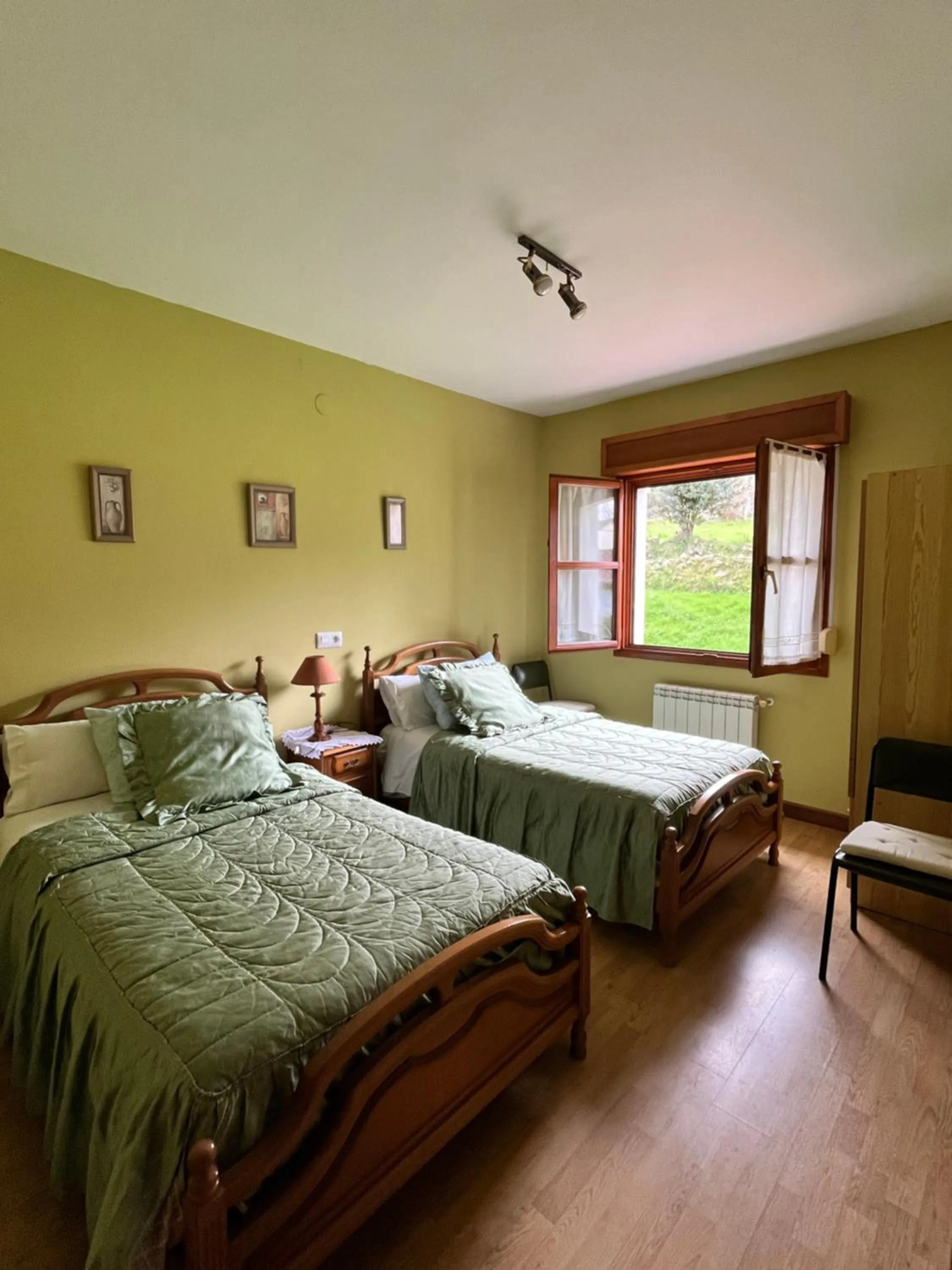 Bed in Casa Valle Cangas de Onís