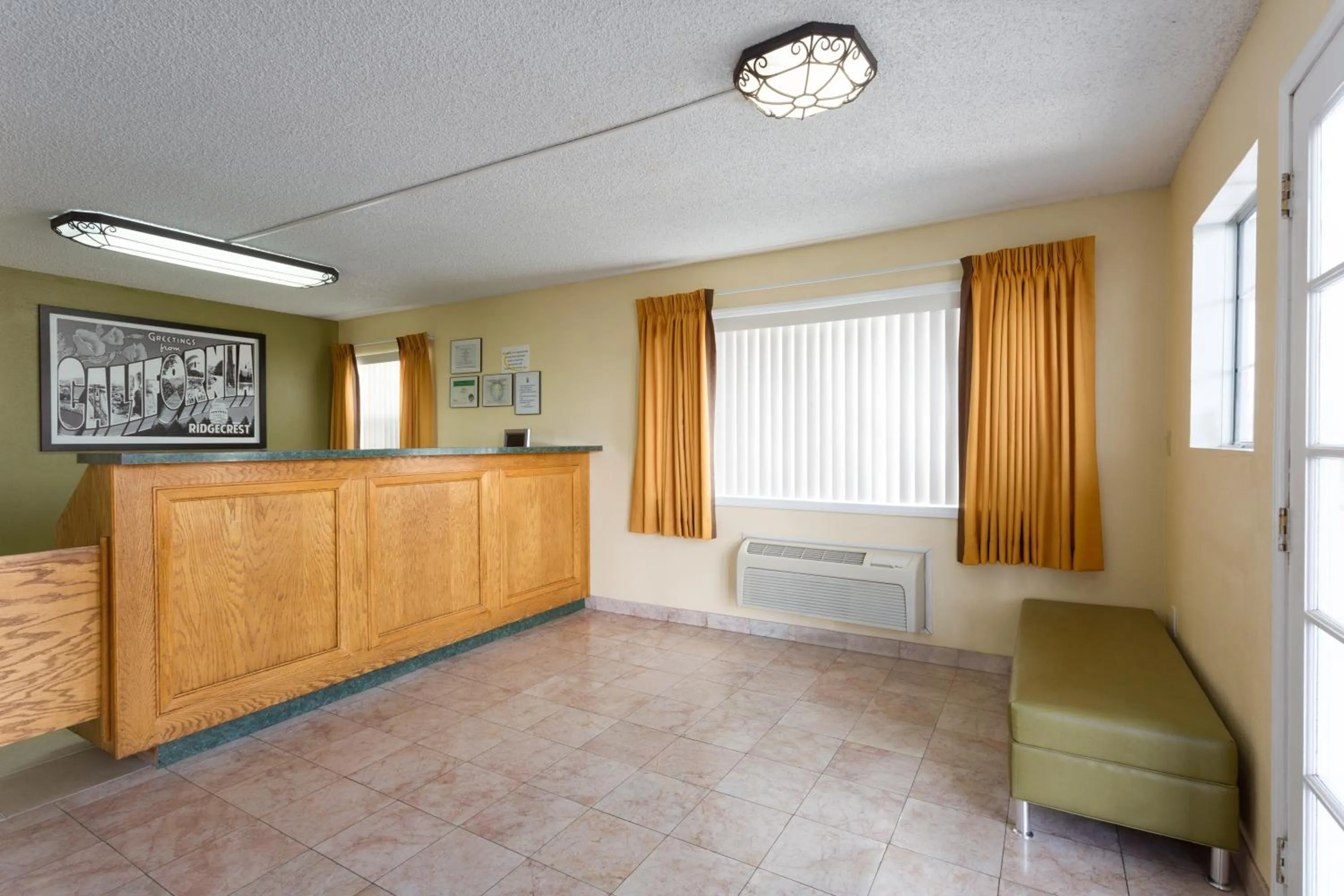 Seating area in Super 8 by Wyndham Ridgecrest