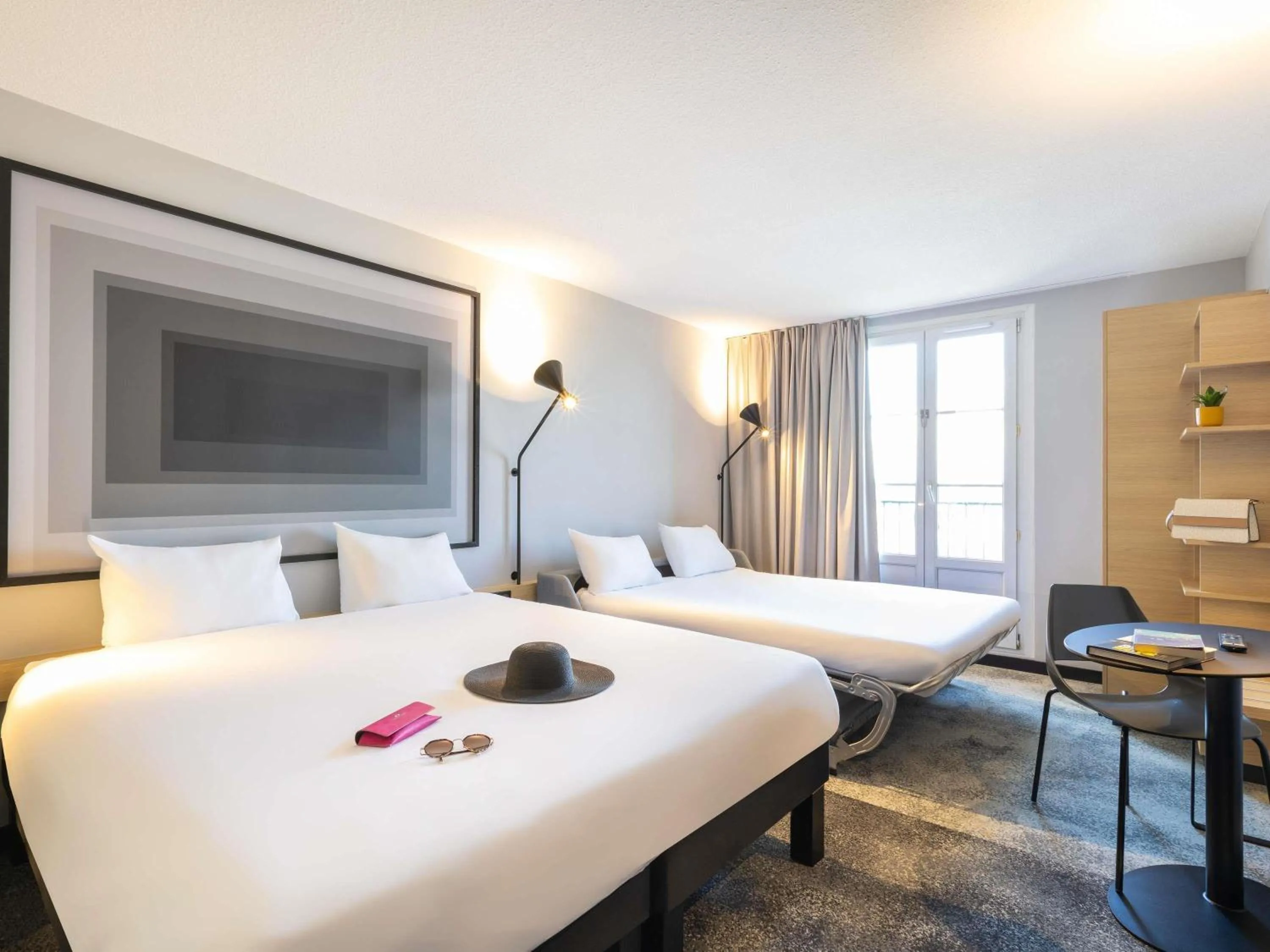 Bedroom, Bed in ibis Strasbourg Centre Gare