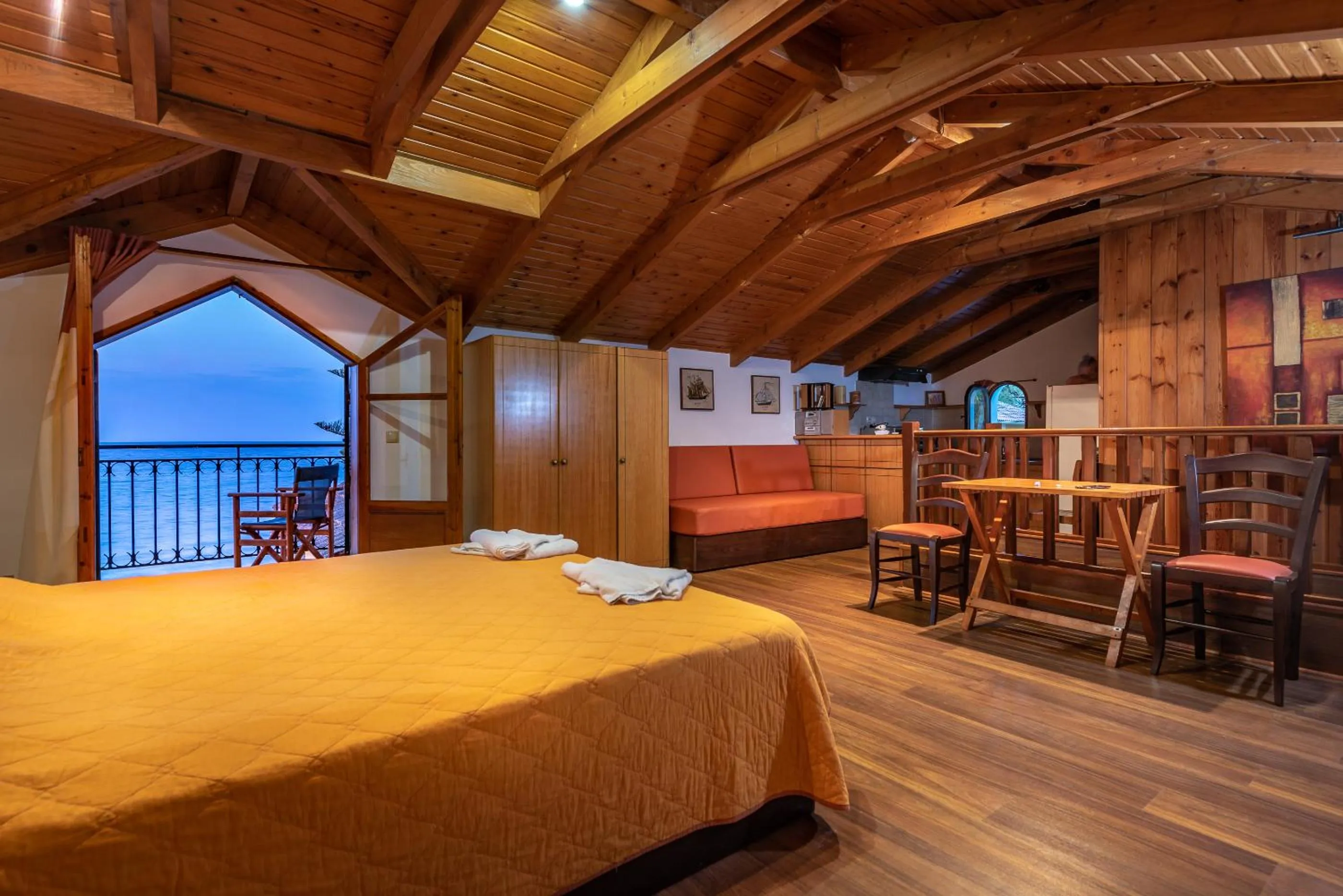 Bed in Zarkadis Beach Apartments