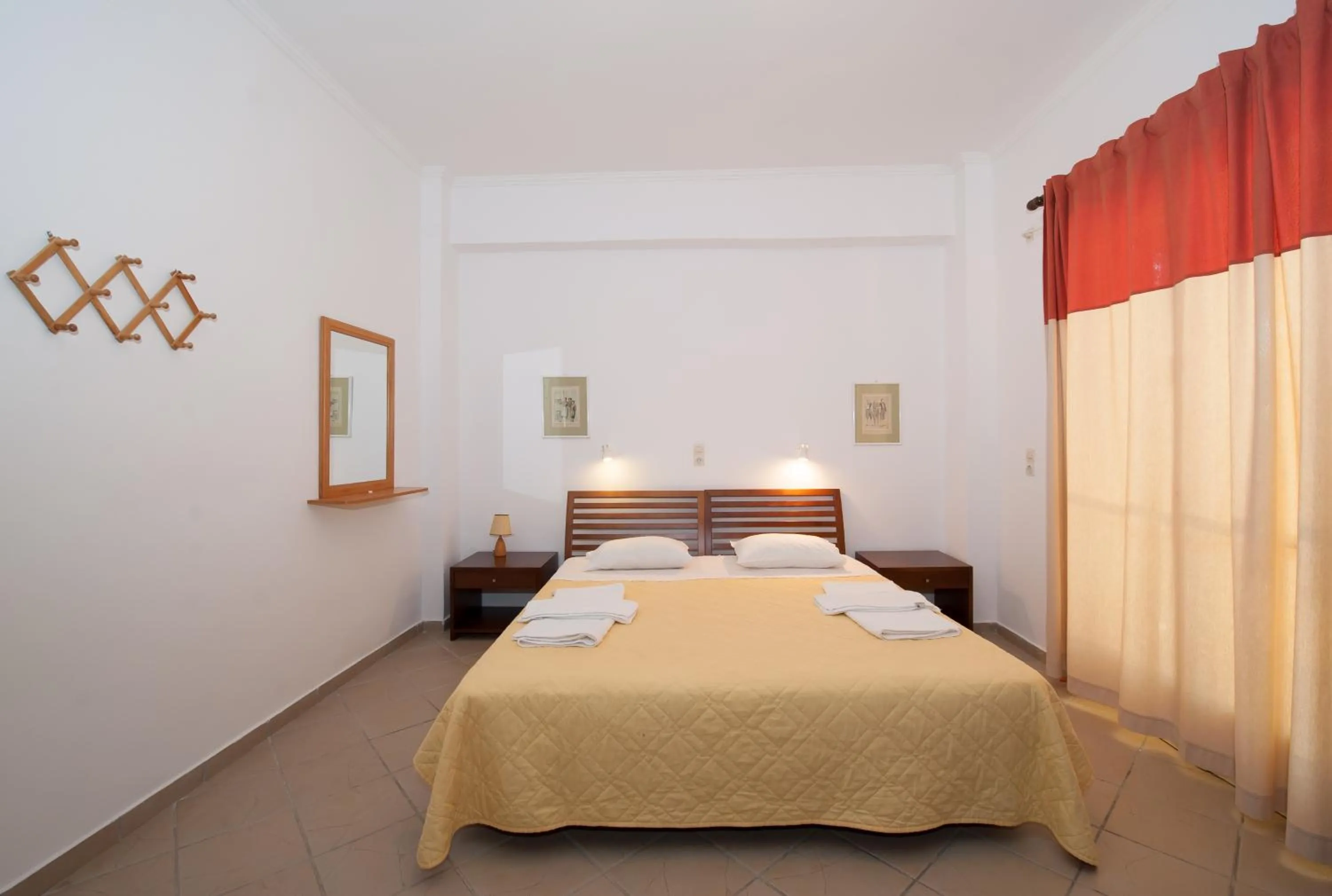 Photo of the whole room, Bed in Zarkadis Beach Apartments