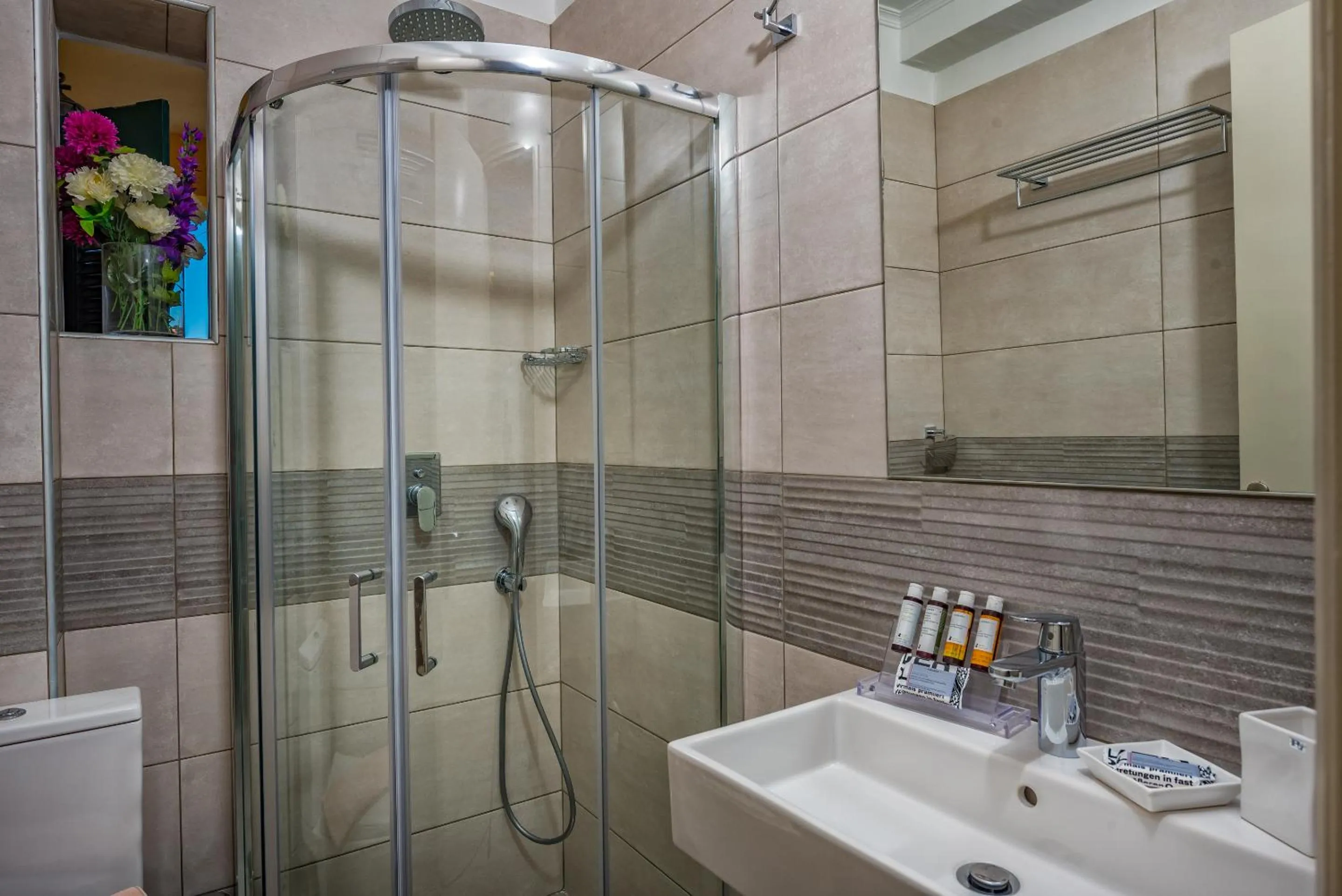 Bathroom in Zarkadis Beach Apartments
