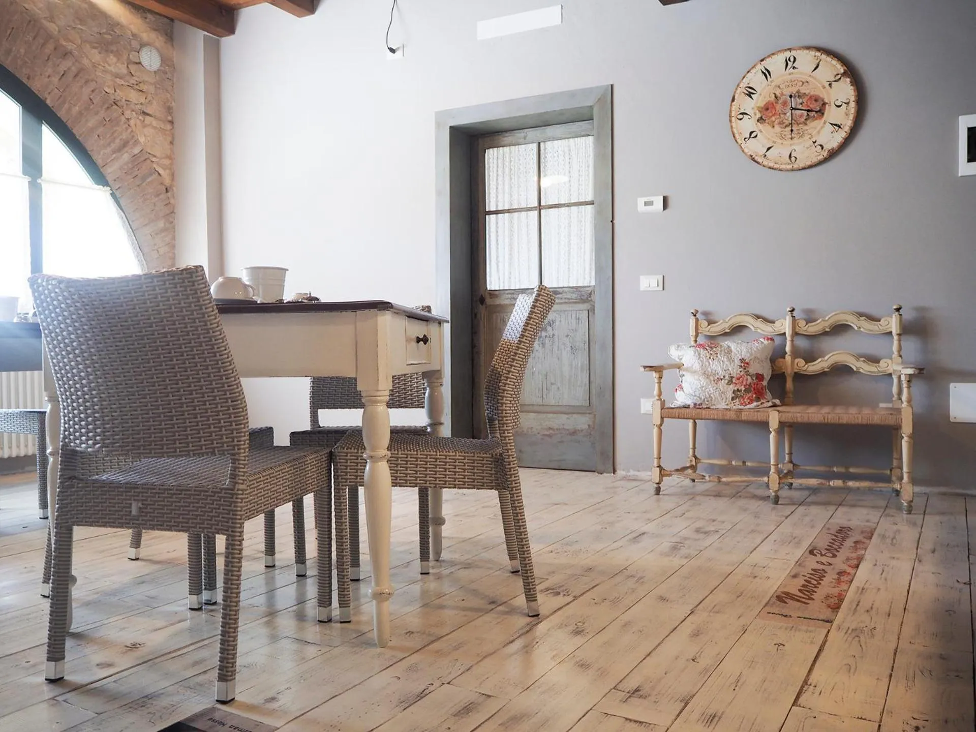 Restaurant/places to eat in B&B Antique Maison