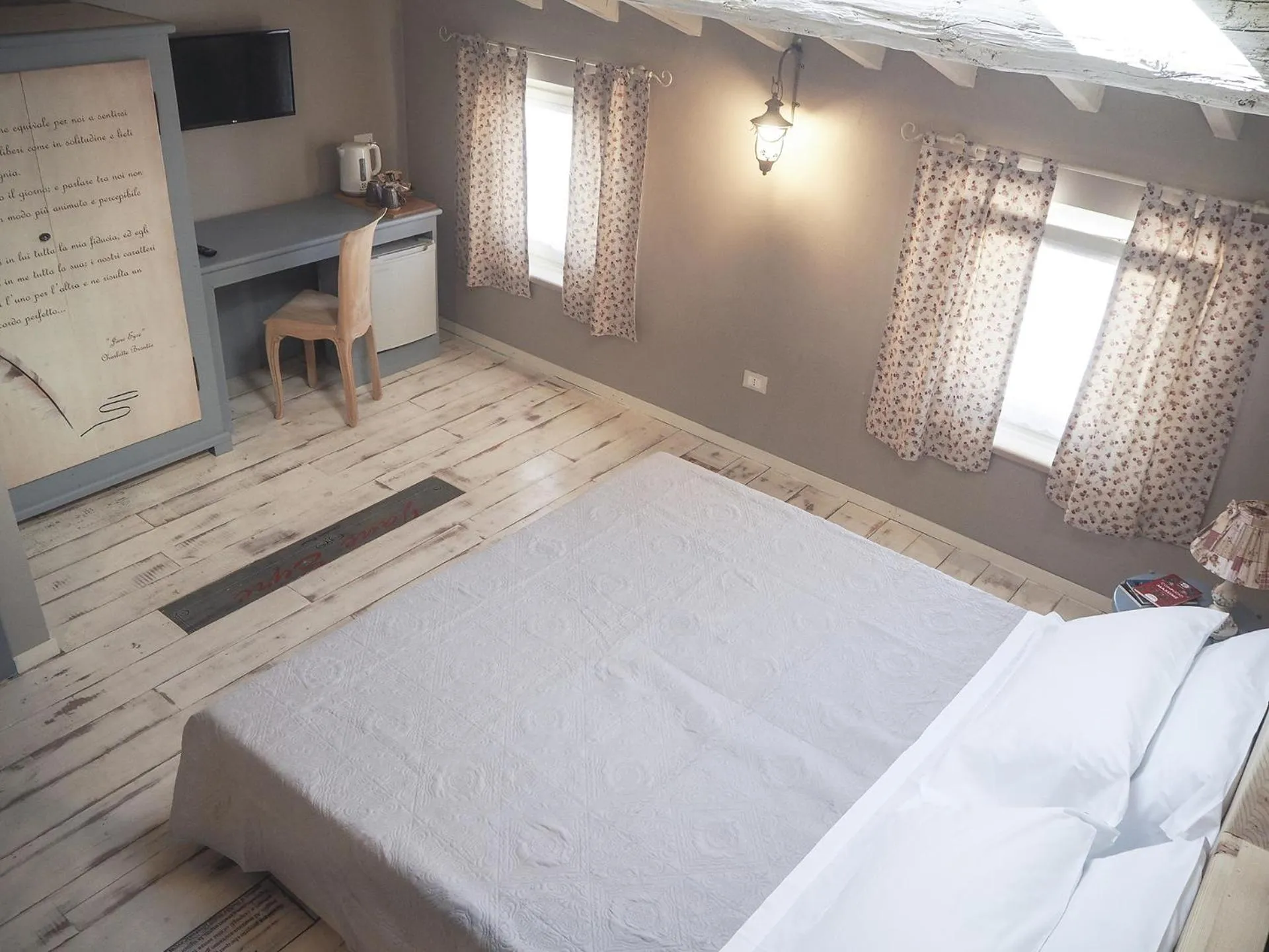 Photo of the whole room, Bed in B&B Antique Maison