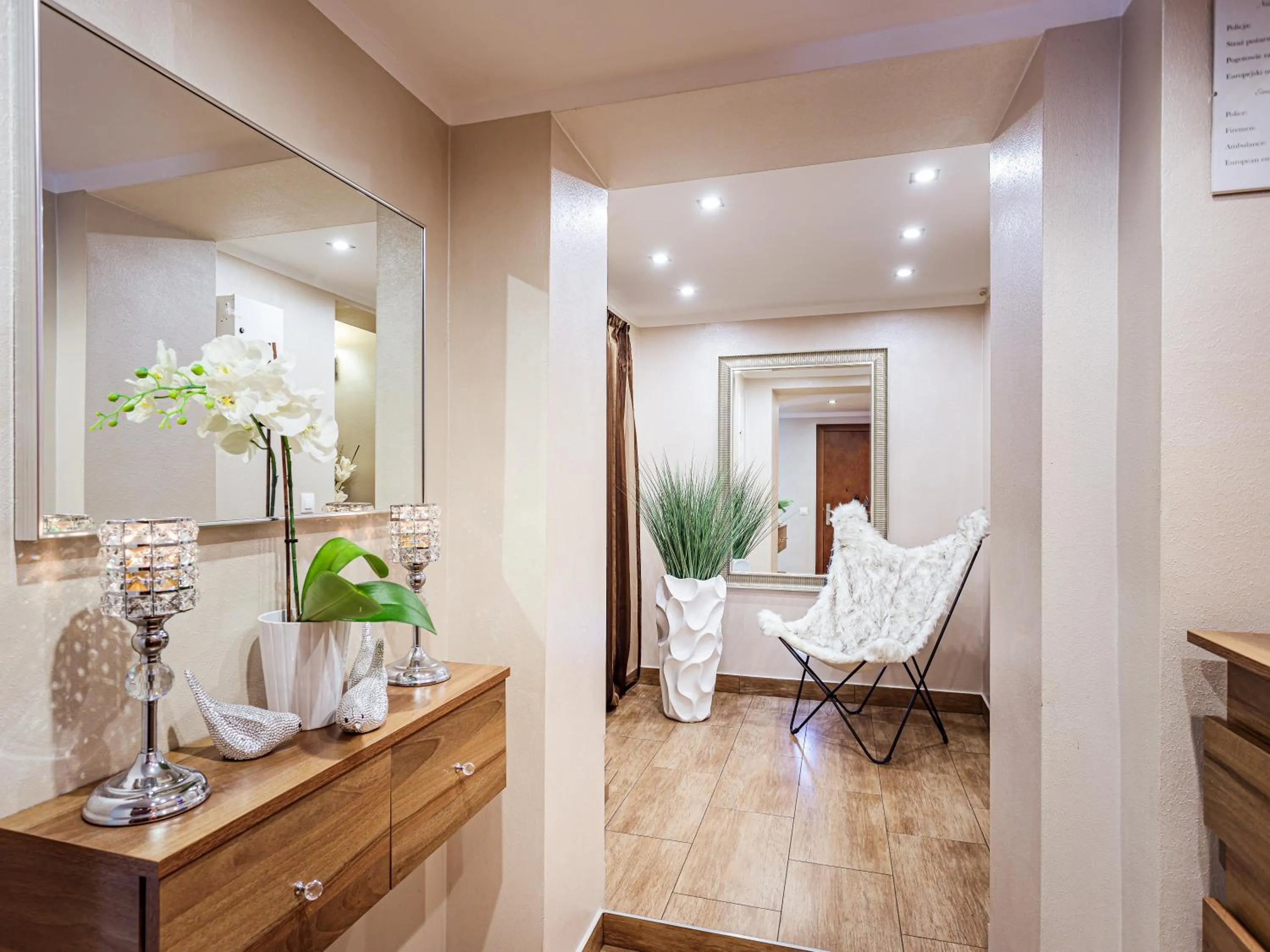 Other in Willa Arkadia