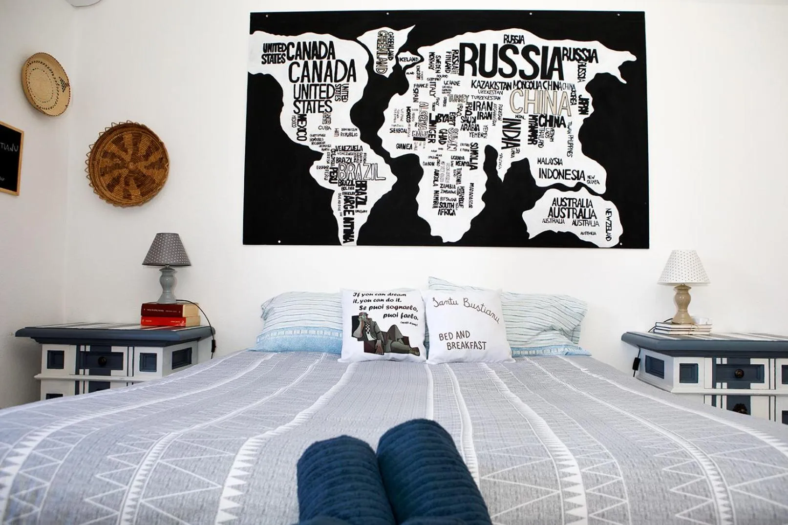 Photo of the whole room, Bed in Santu Bustianu