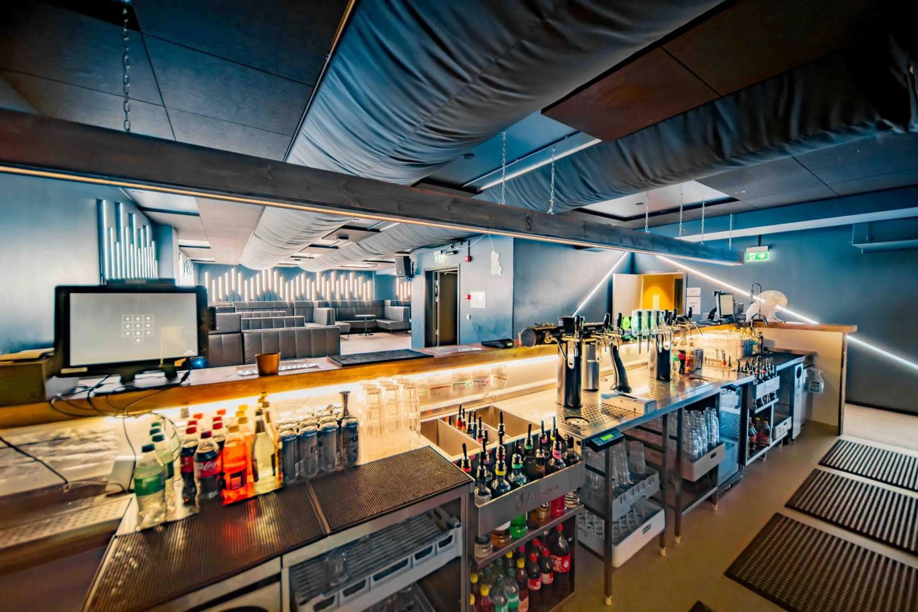 Nightclub / DJ in Canyon Hotell