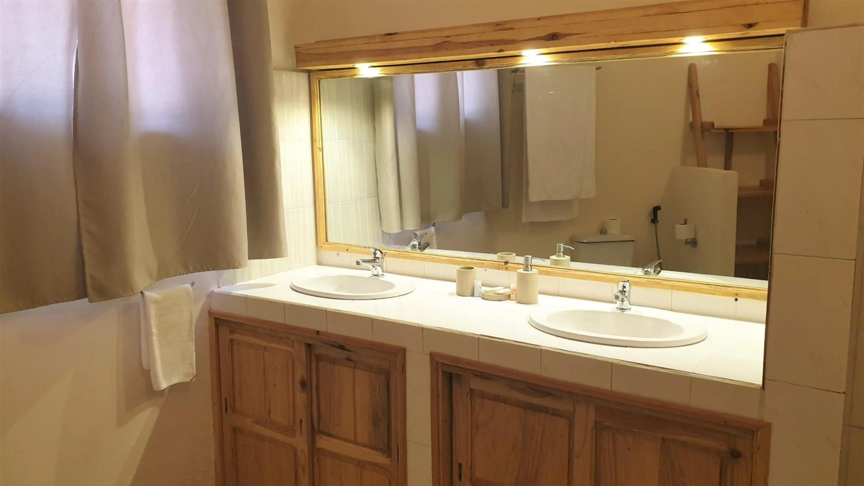 Bathroom in Diamarek Hotel Sur La Plage