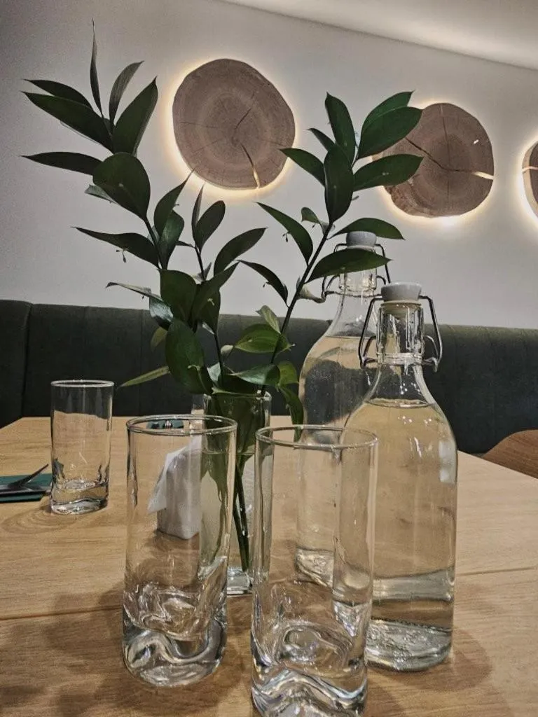 Restauracja i Noclegi Pod Kasztanami