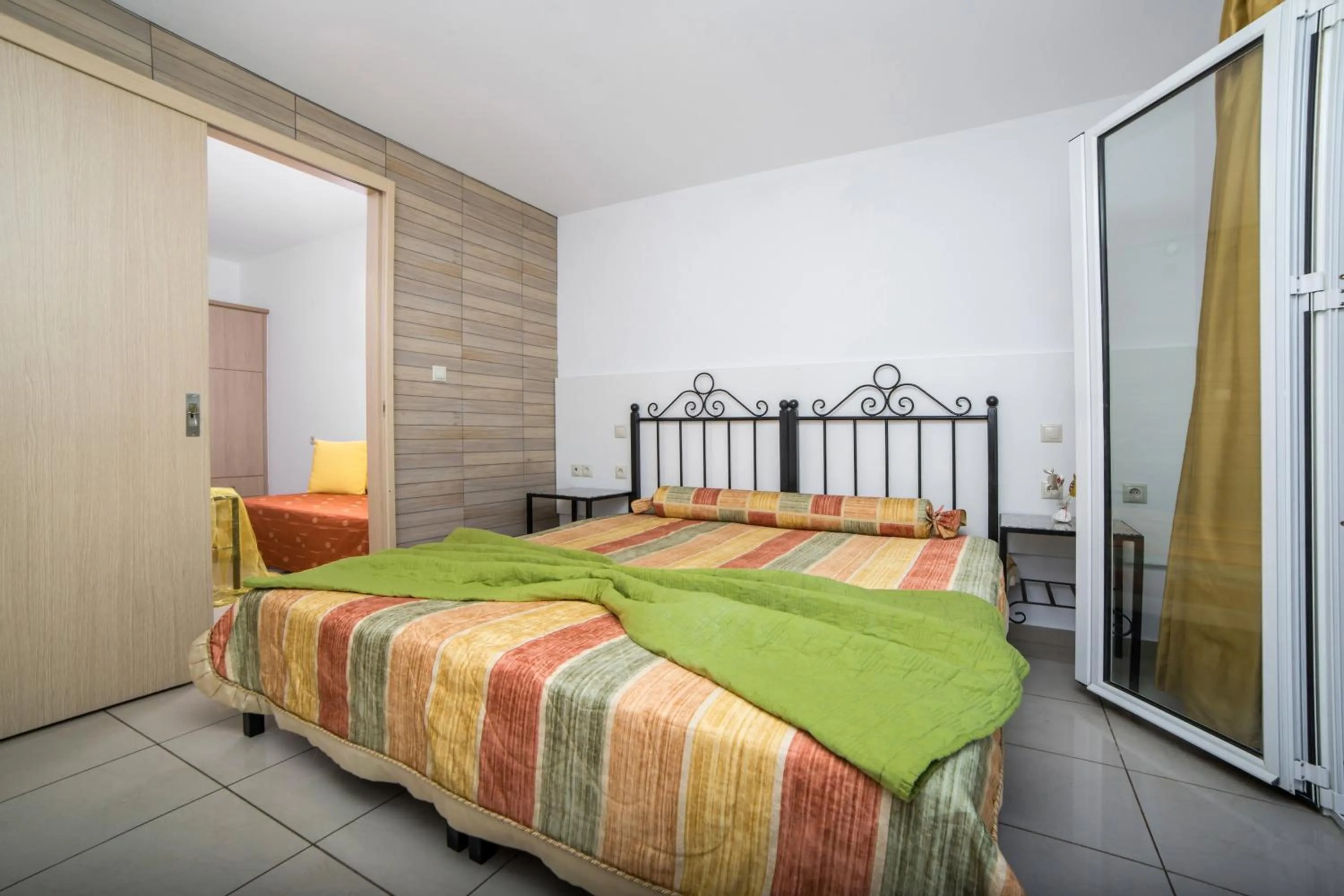 Bedroom, Bed in Real Palace