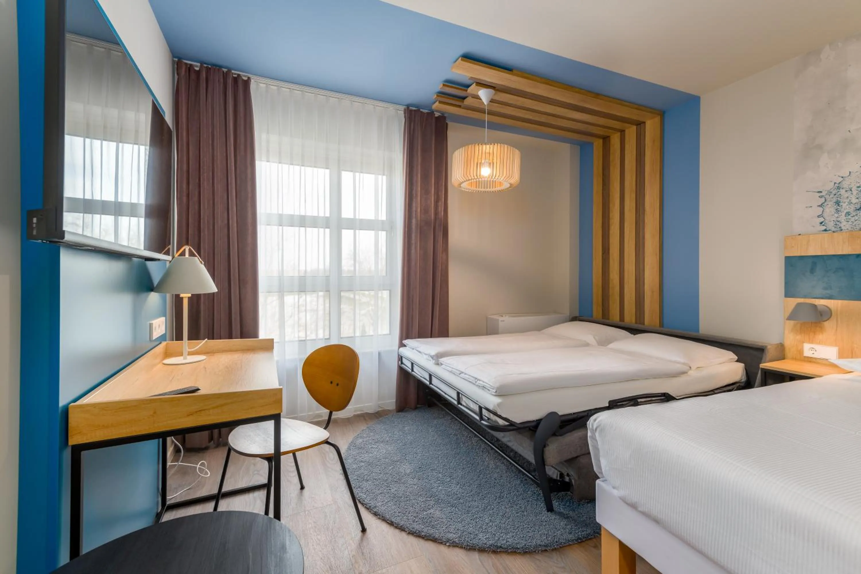 Photo of the whole room, Bed in Ibis Styles Regensburg