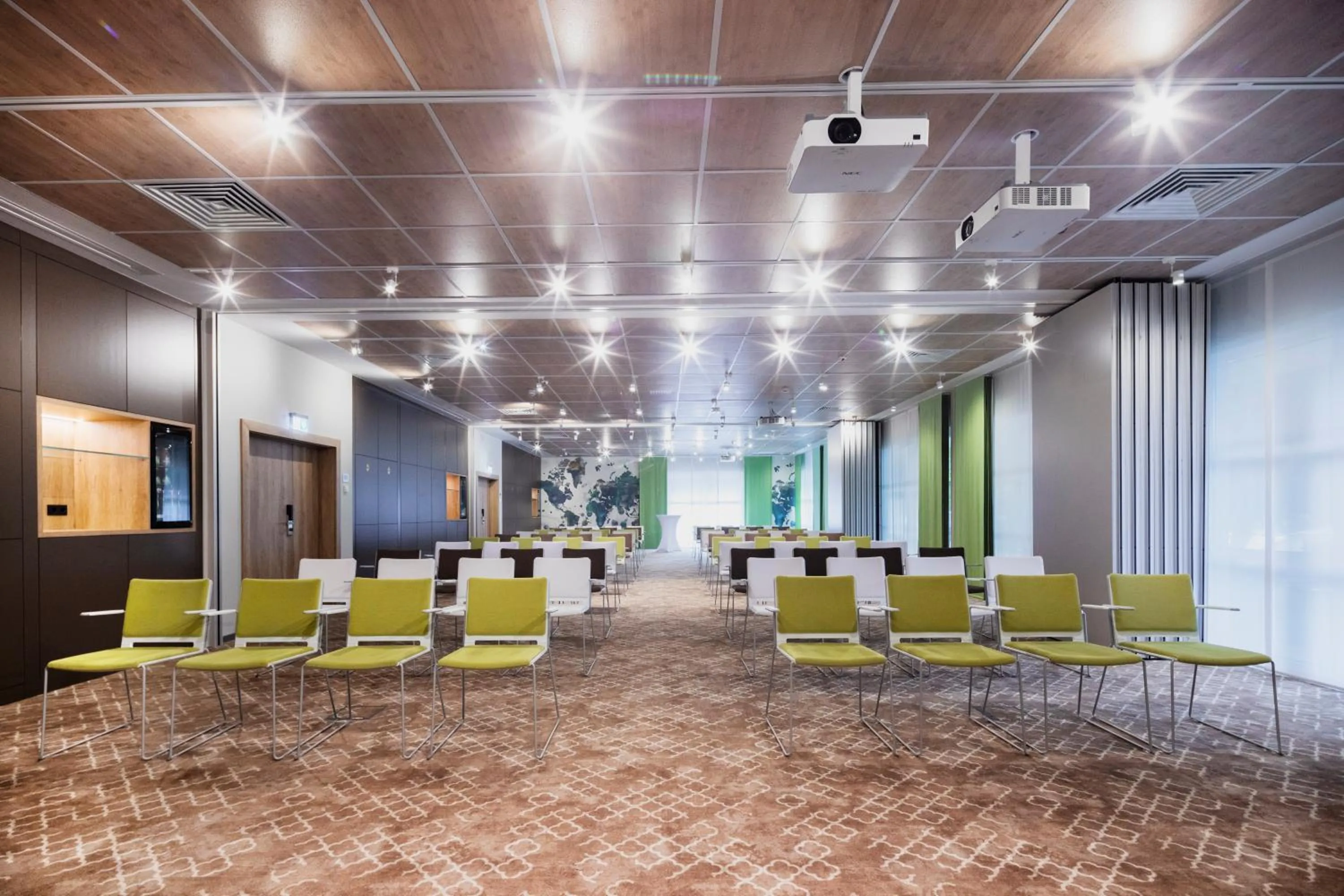 Meeting/conference room in Ibis Styles Regensburg