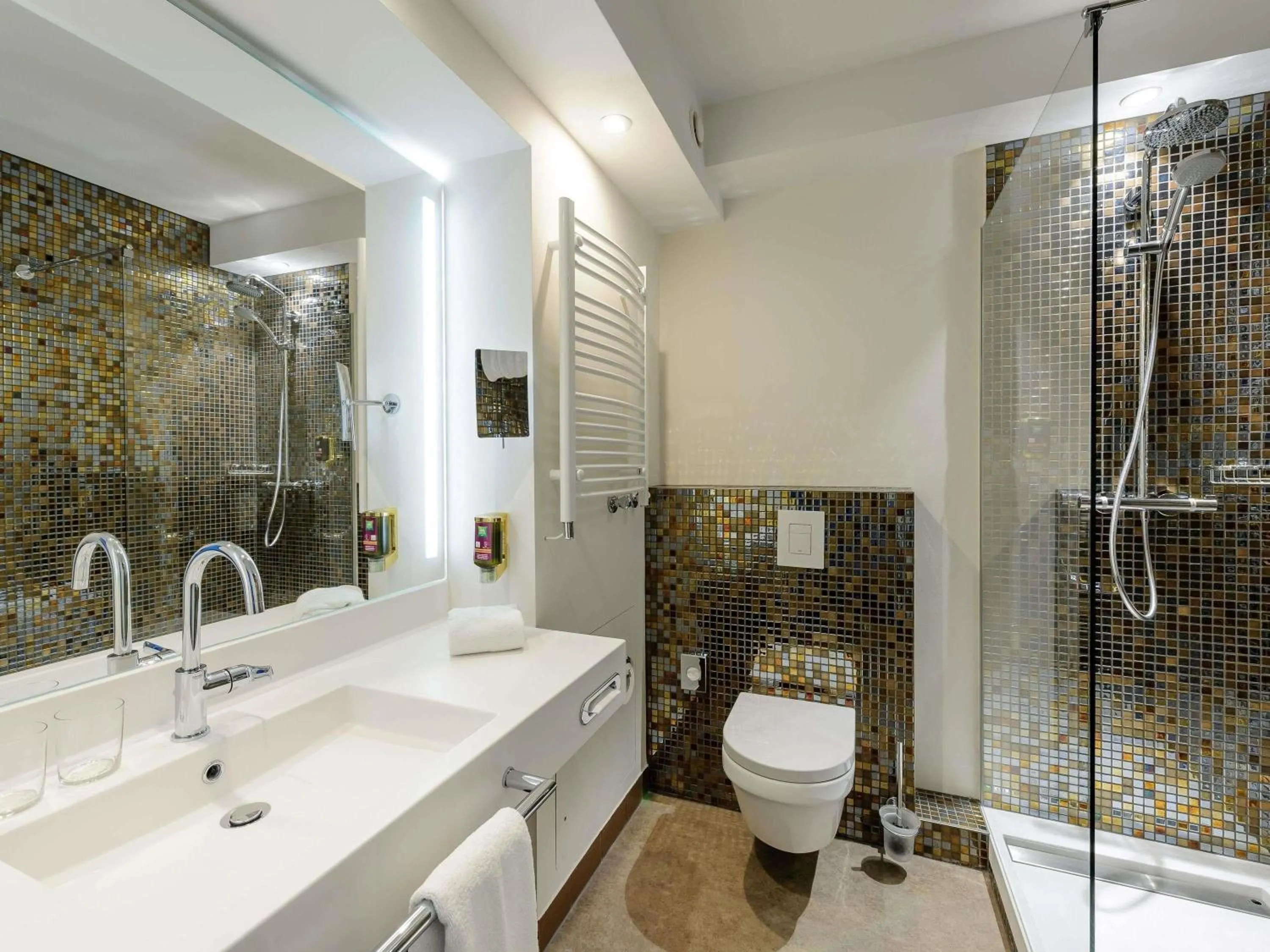 Bedroom in Ibis Styles Regensburg