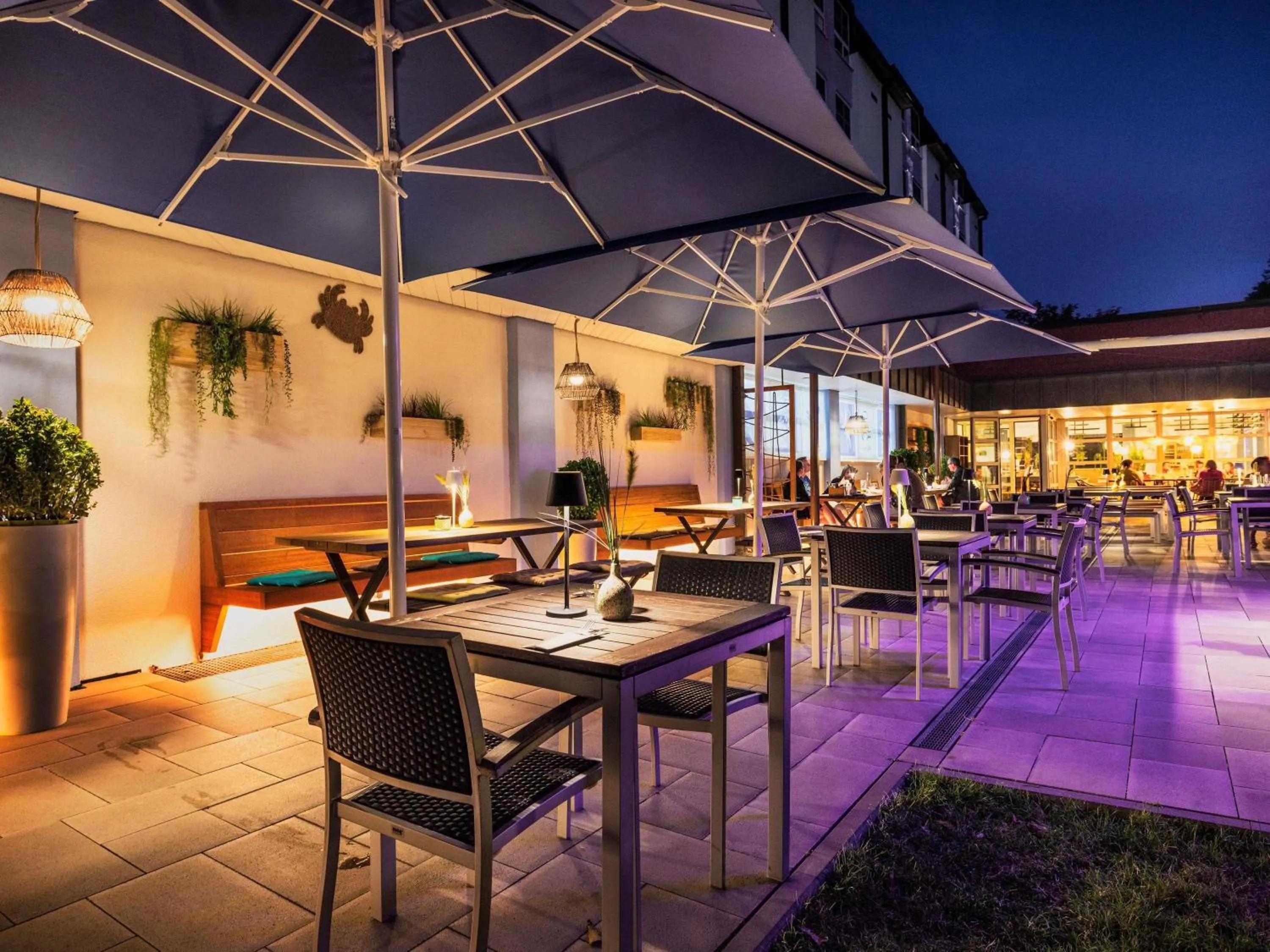 Restaurant/places to eat in Ibis Styles Regensburg