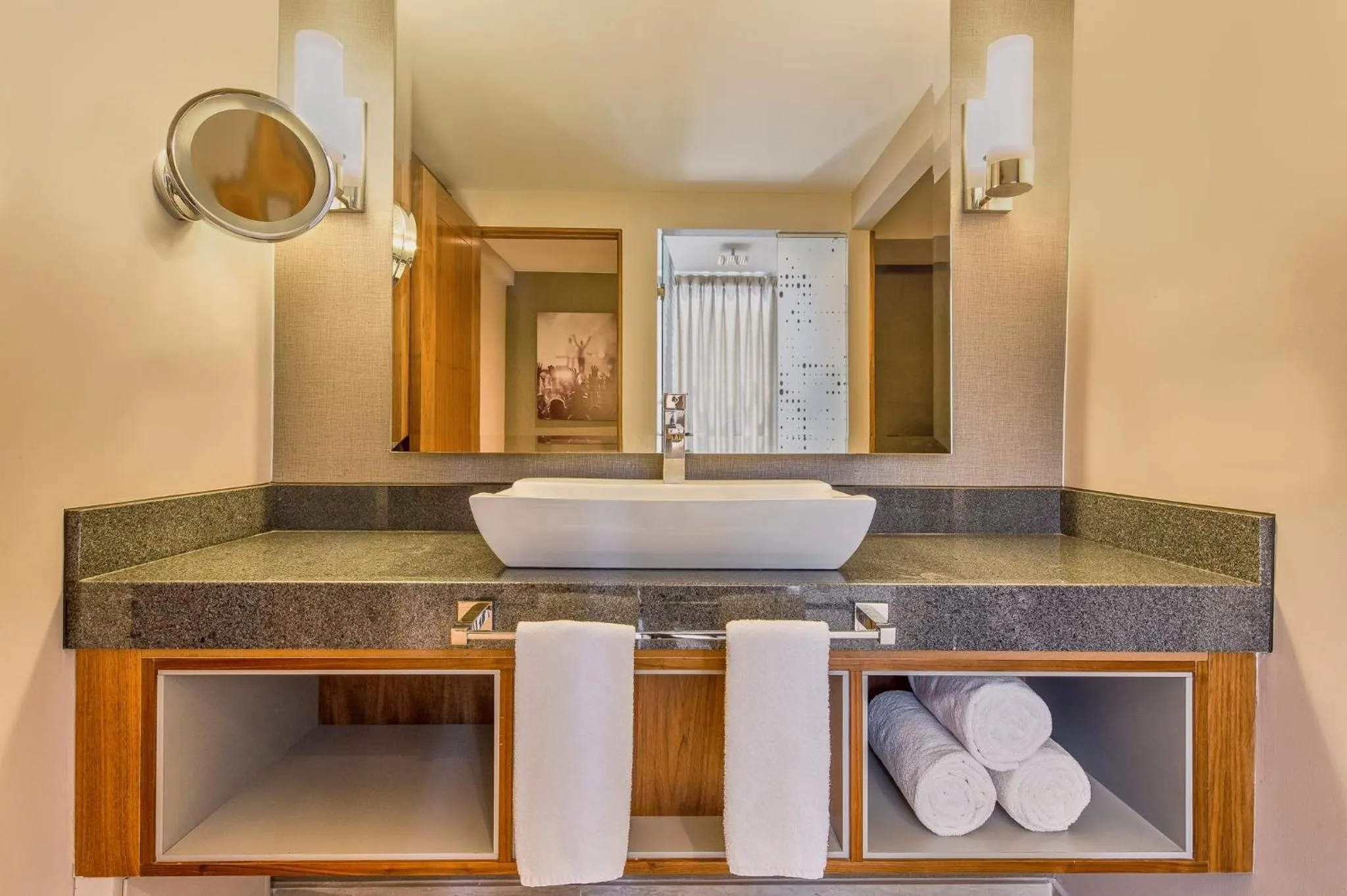 Photo of the whole room in Fiesta Americana Viaducto Aeropuerto