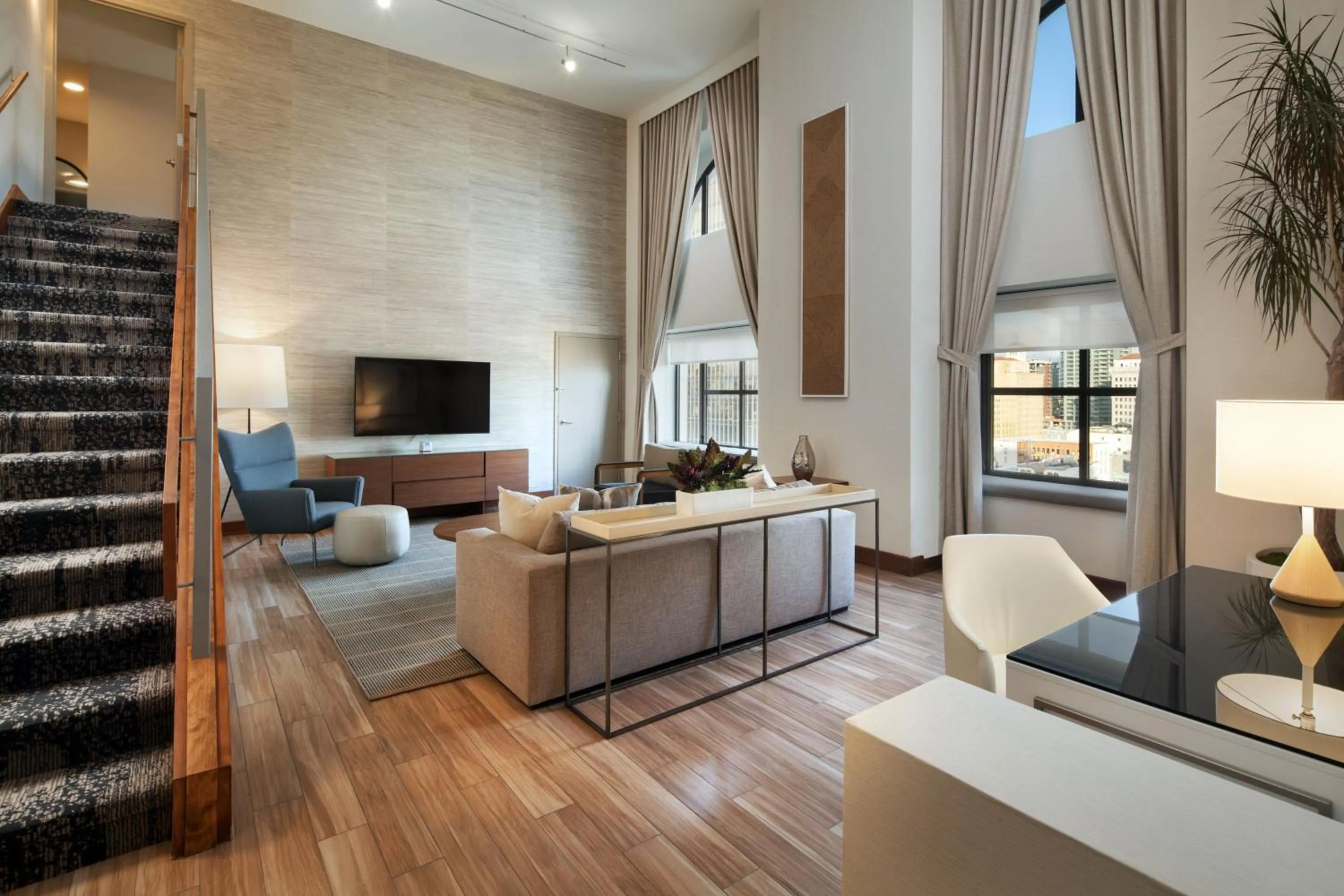 Living room in The Westin San Diego Gaslamp Quarter