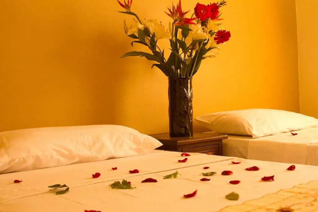 Deluxe Twin Room in Boracay Ocean Bay Hotel Deluxe Twin Room in Boracay Ocean Bay Hotel