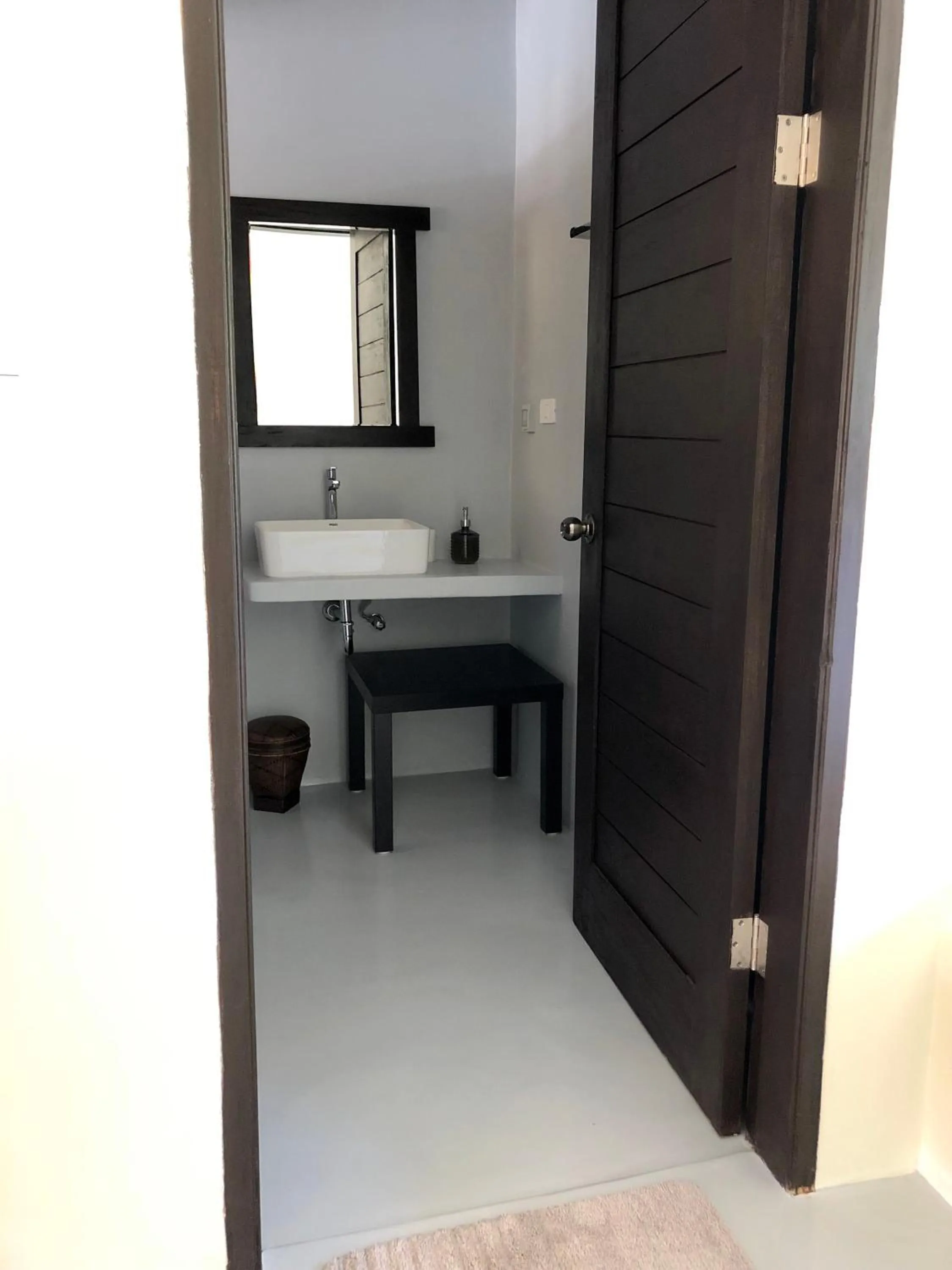 Bathroom in Parrots Boutique Resort