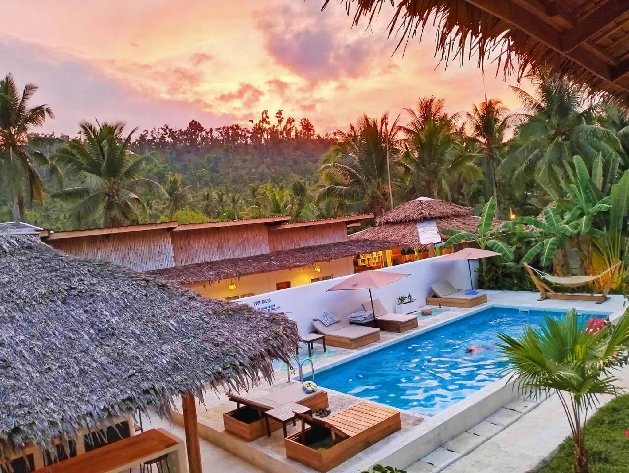 Property building in Parrots Boutique Resort