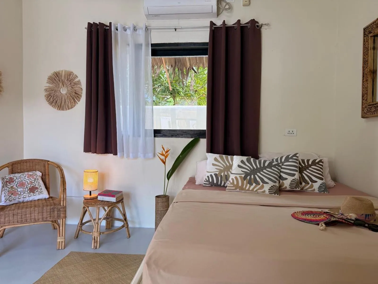 Bed in Parrots Boutique Resort