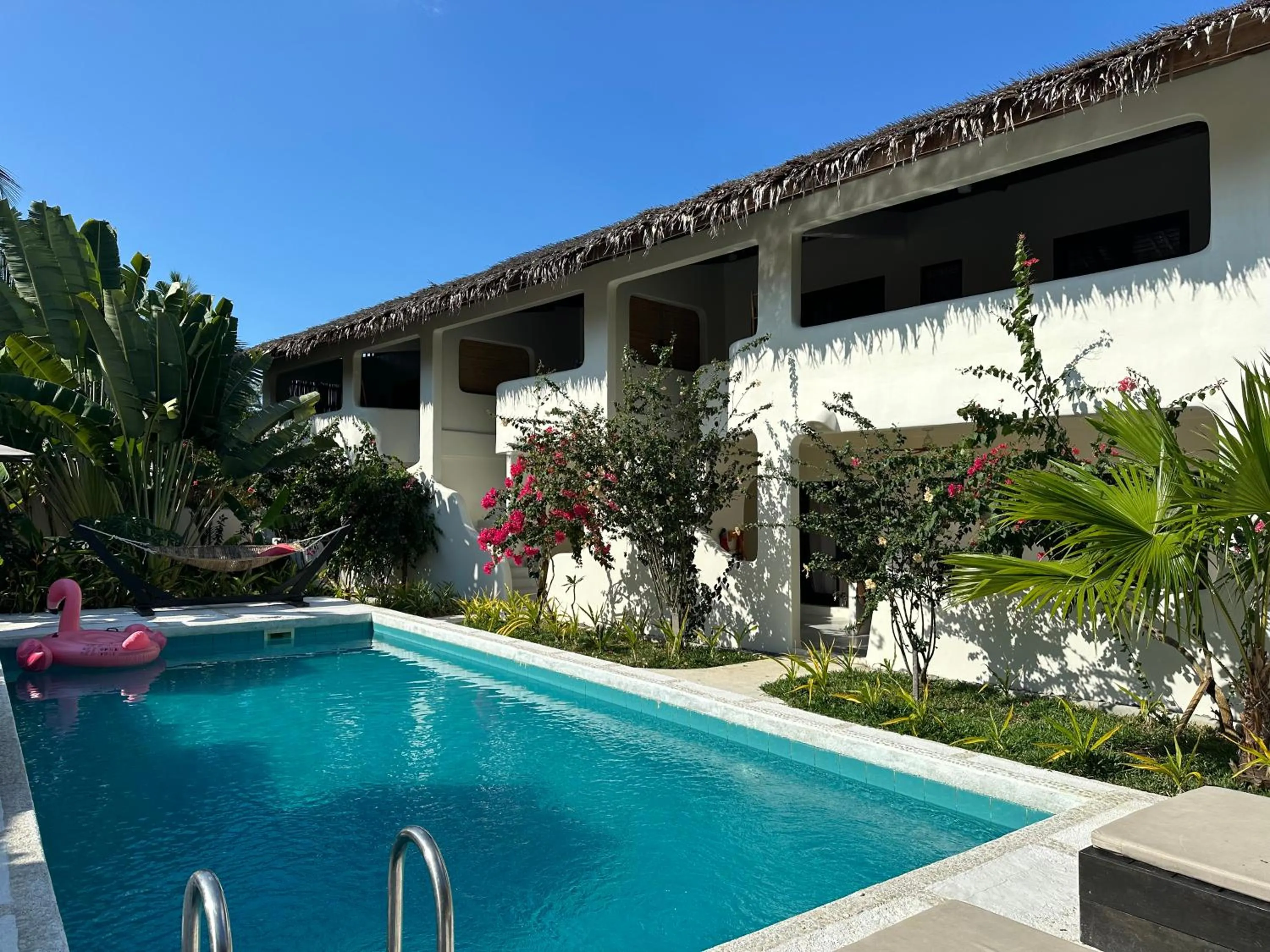 Property building in Parrots Boutique Resort