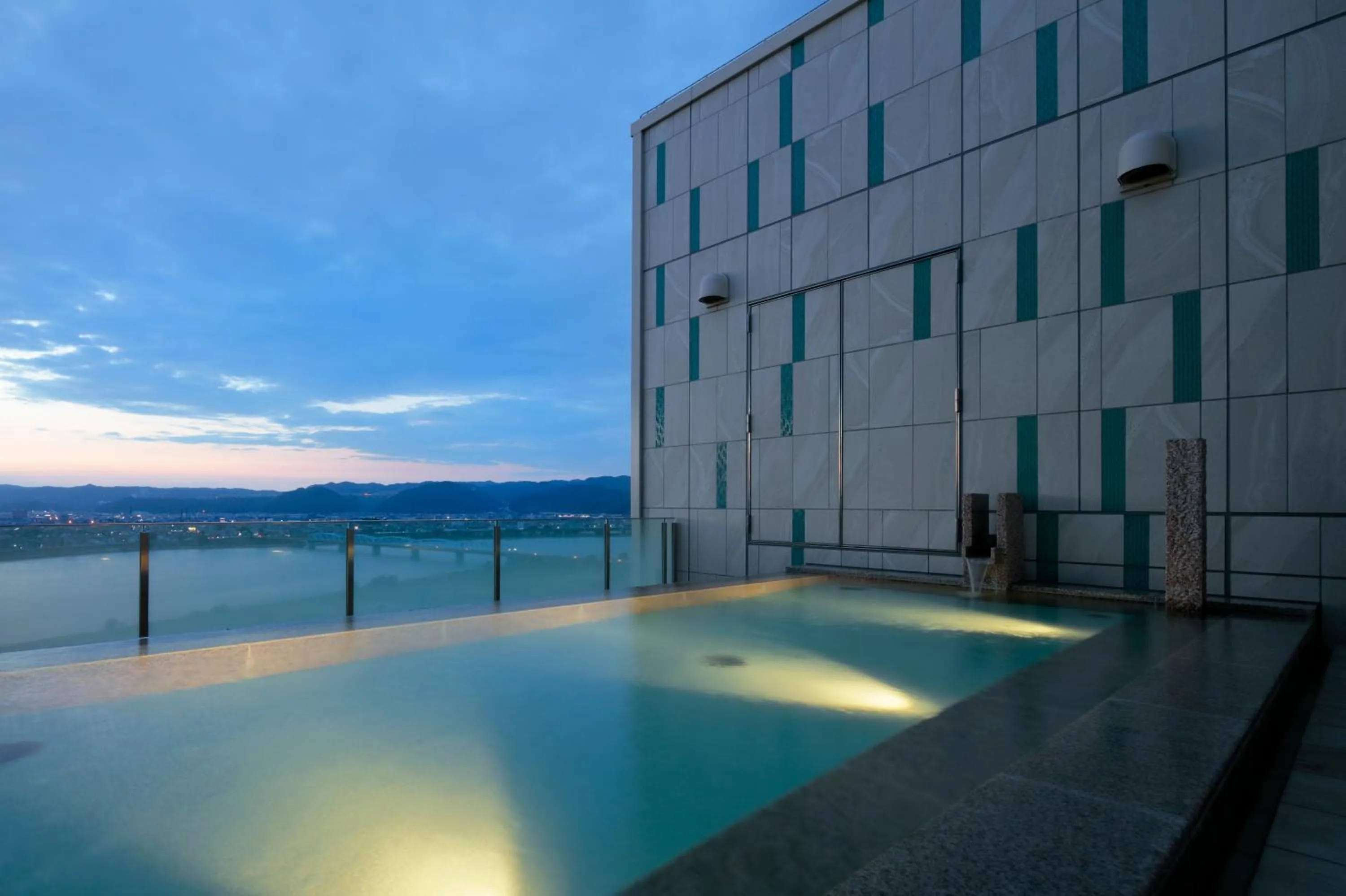 Open Air Bath in Candeo Hotels Nankai Wakayama