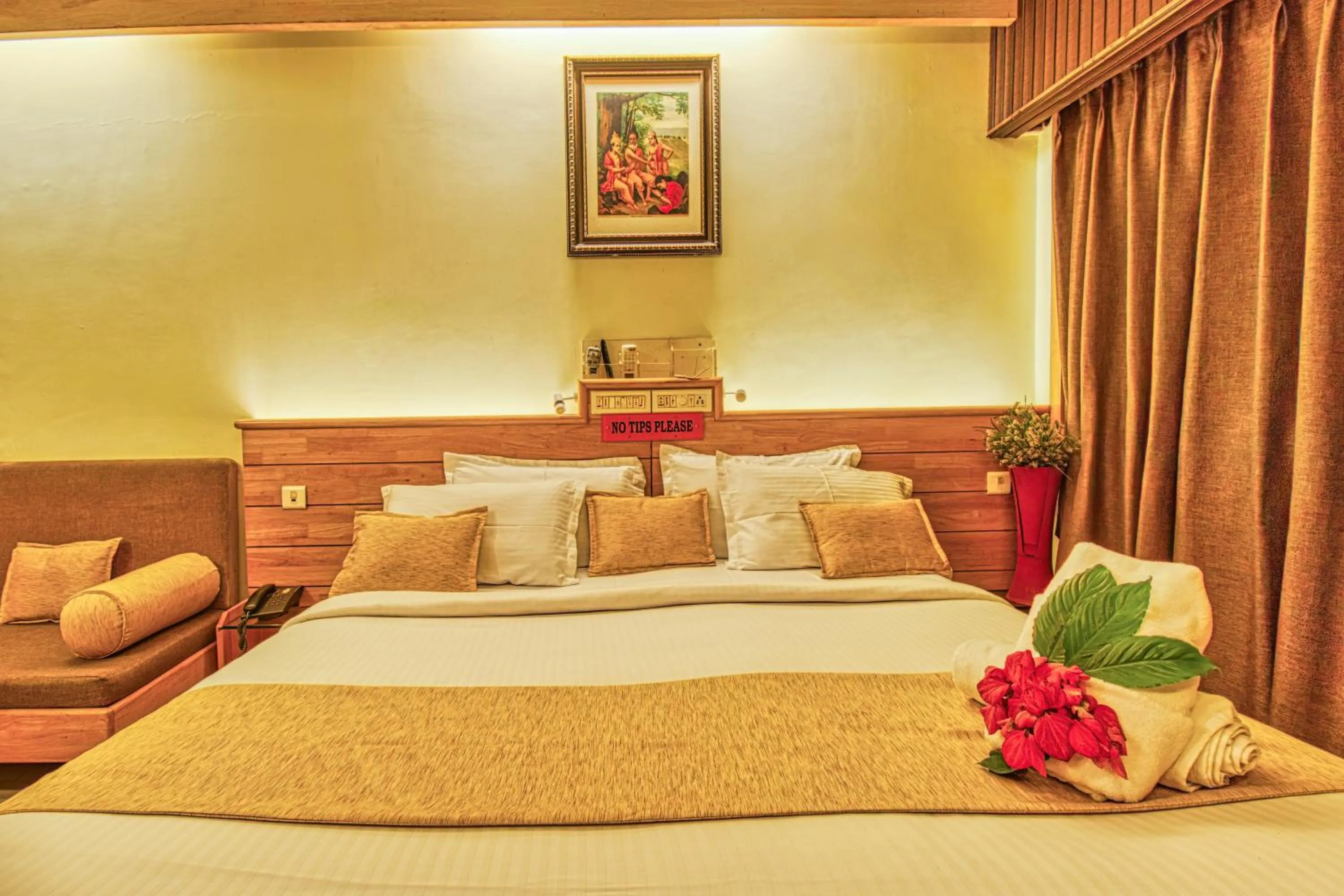 Bed in Parklane Hotel