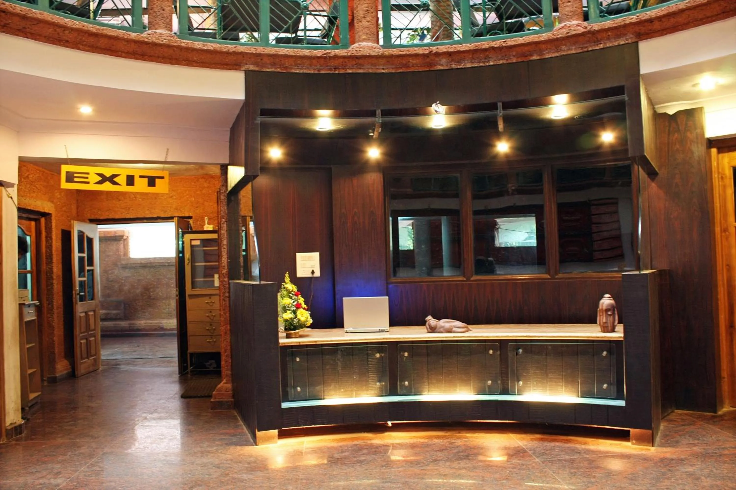 Lobby or reception in Parklane Hotel
