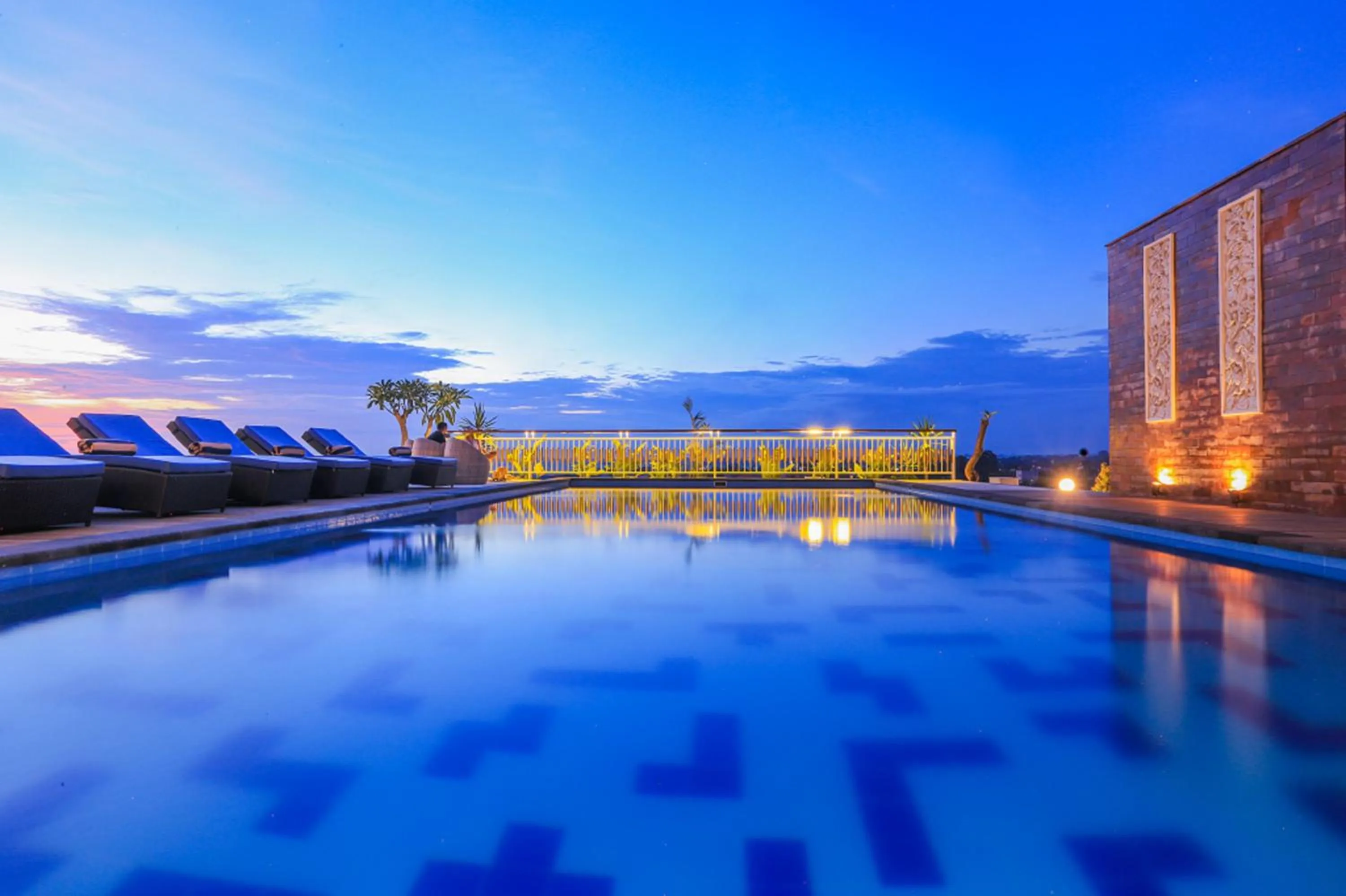 Swimming pool in Canggu Dream Village Hotel and Suites