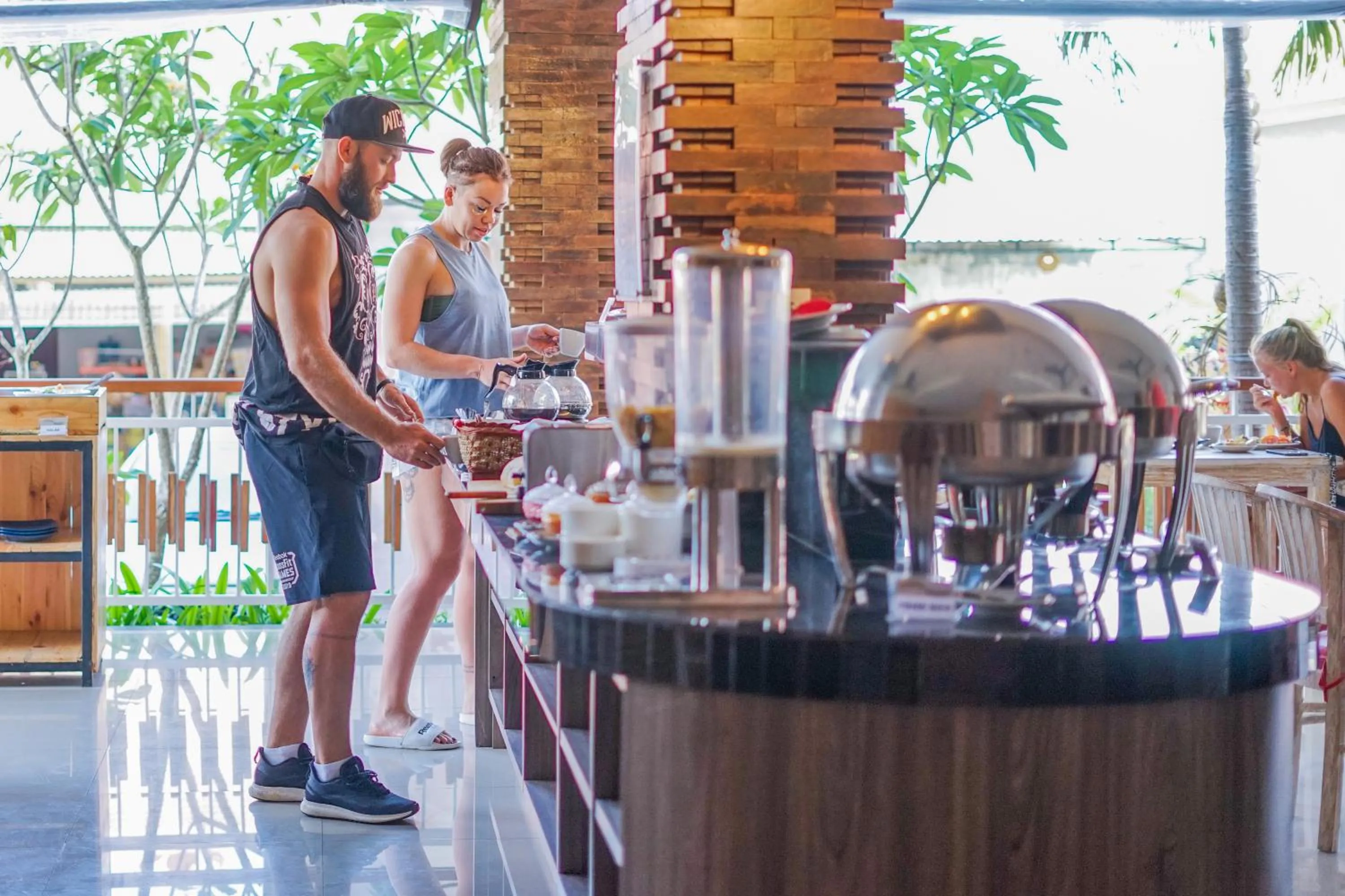 Restaurant/places to eat in Canggu Dream Village Hotel and Suites