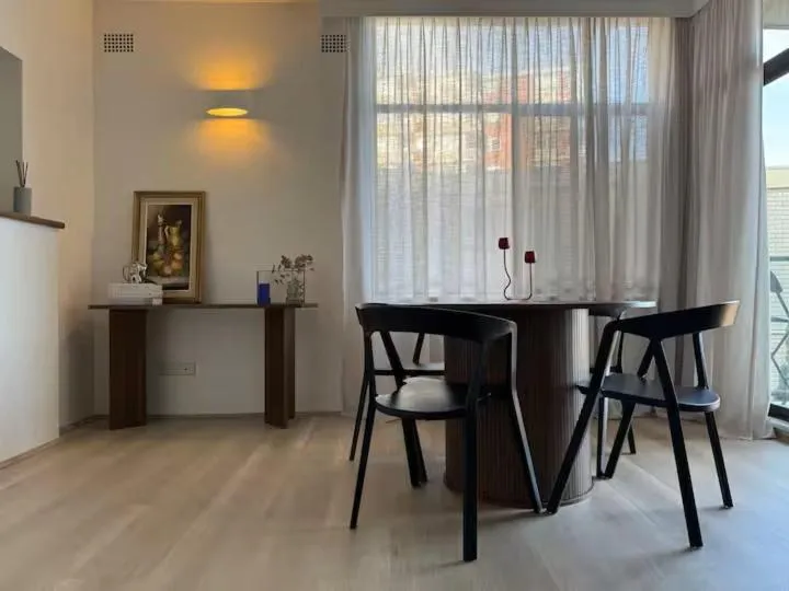 Carnarvon Lodge Kirribilli, Sydney