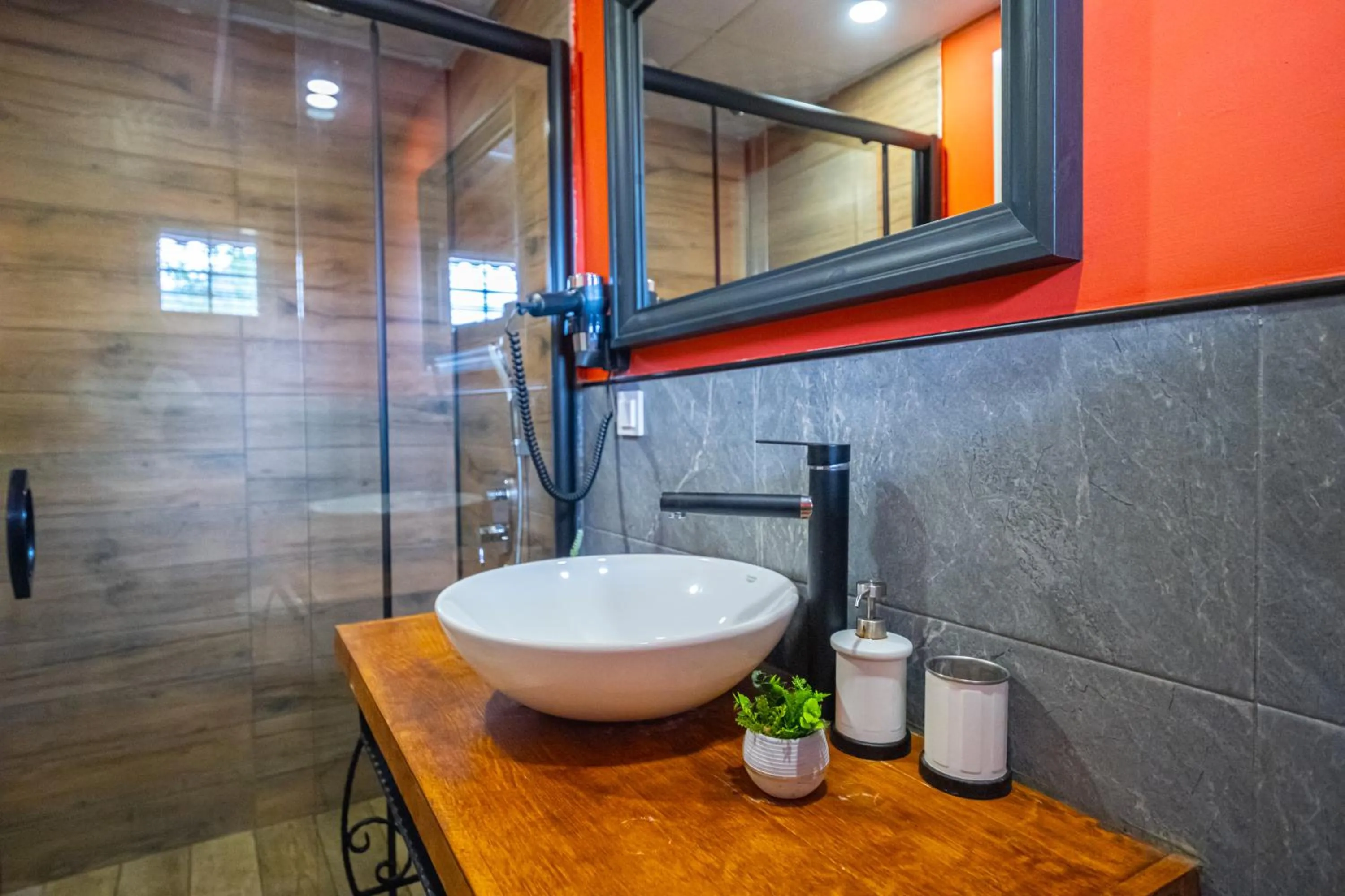 Toilet in Koala Bungalows