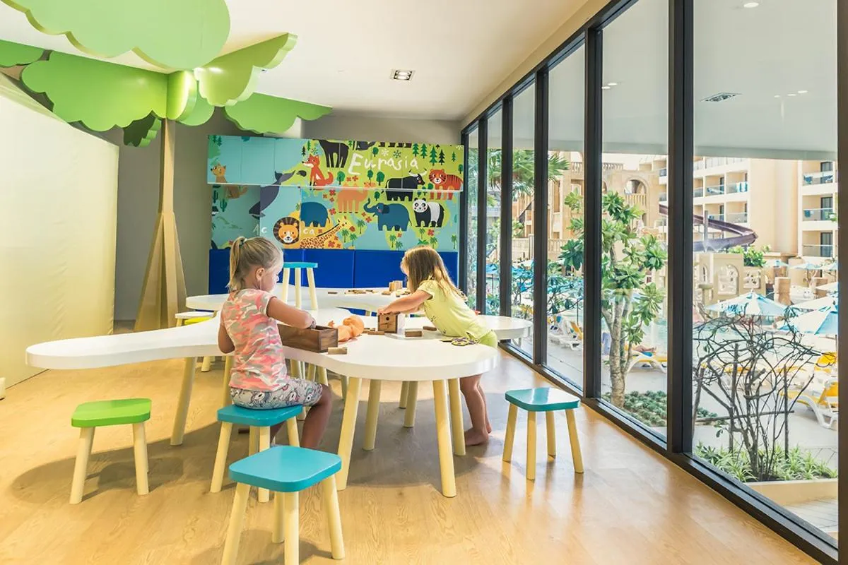 Kids's club in Pamookkoo