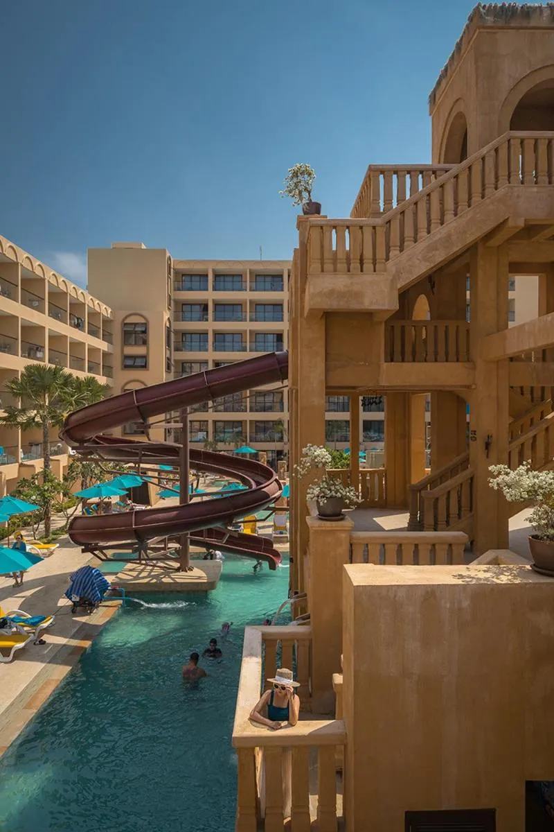 Property building in Pamookkoo