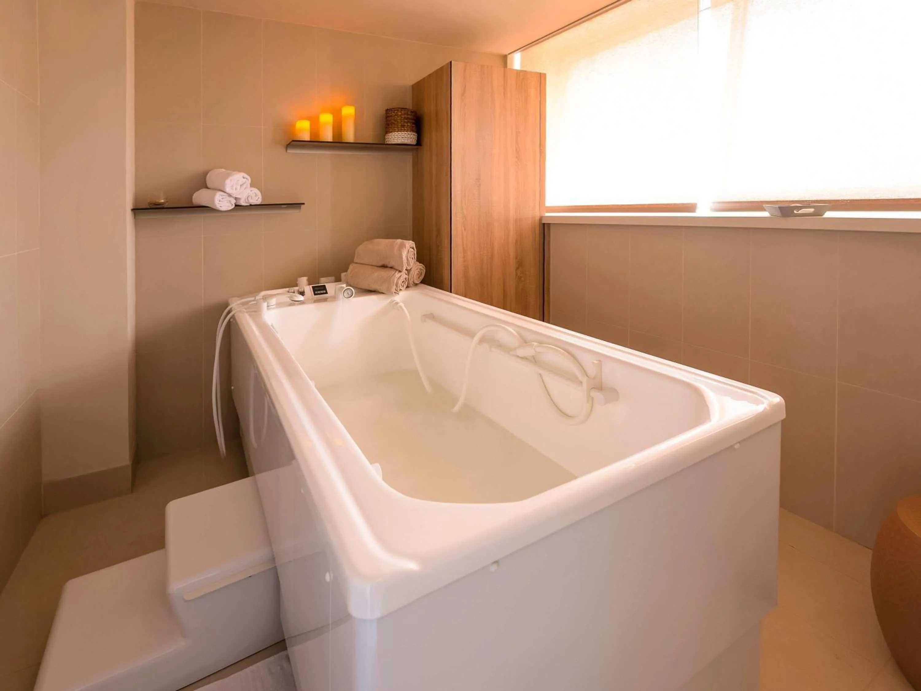 Spa and wellness centre/facilities in ibis Thalassa Le Touquet